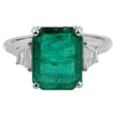4.65 Ct Emerald Gemstone Cocktail Diamond Ring 18k White Gold Handmade Jewelry