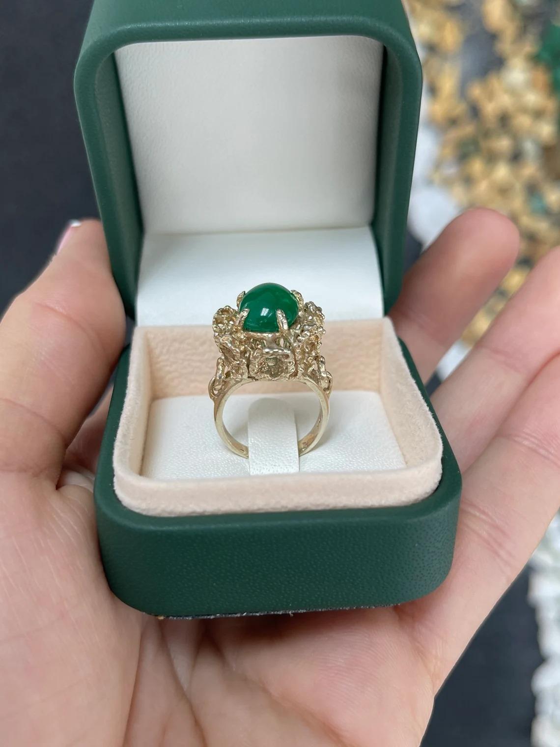 4.65ct 14K Natural Dark Green Sugarloaf Cabochon Cut Emerald Solitaire Gold Ring For Sale 4