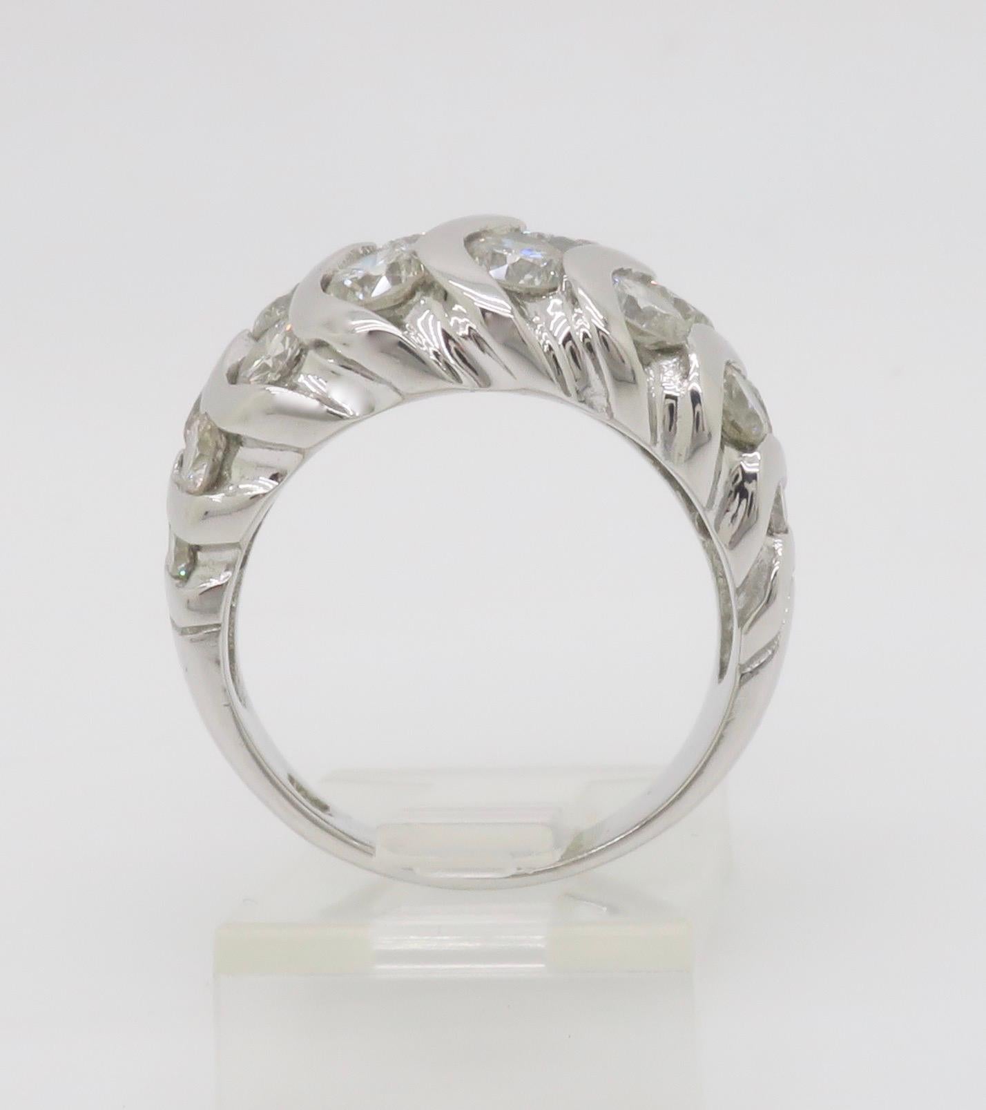 4,65 Karat Diamant-Cocktailring aus 18 Karat Weißgold im Angebot 13