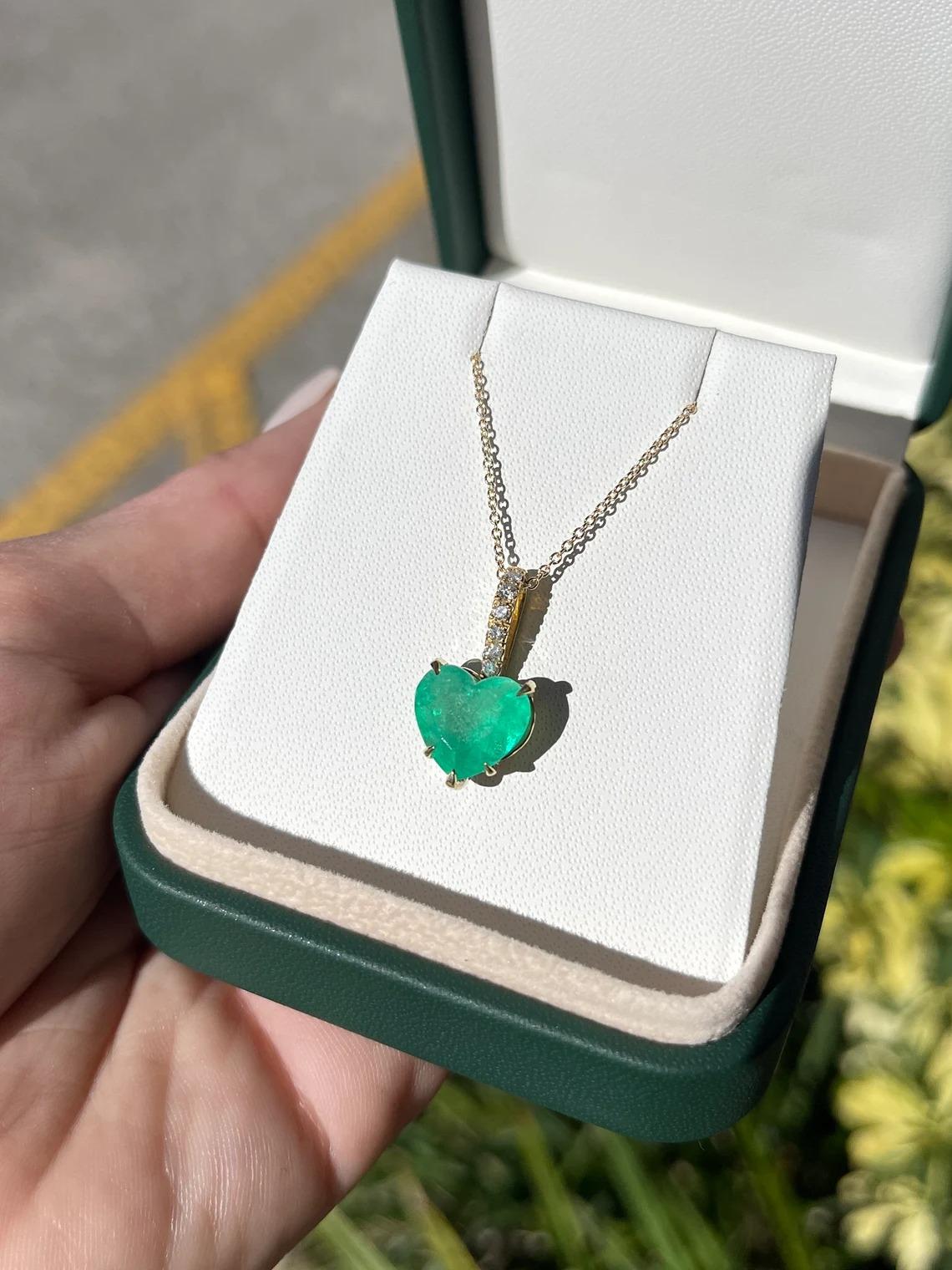 Heart Cut 4.65tcw 18K Medium Vivid Green Heart Colombian Emerald & Diamond Bale Pendant For Sale