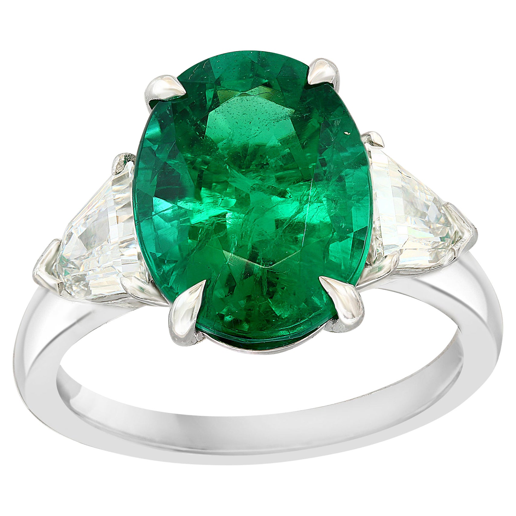 4.66 Carat Oval Cut Emerald and Diamond Engagement Ring in Platinum For Sale