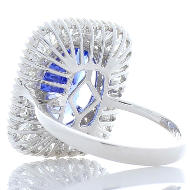 Contemporary 4.66 Carat Oval Tanzanite and Diamond Cocktail Ring in 18 Karat White Gold