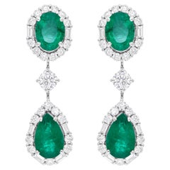 Pendants d
oreilles en or blanc 18 carats avec émeraude de Zambie de 4,66 carats et diamants de 1,73 carat SI/H