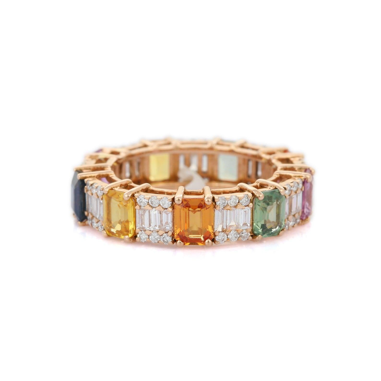 Modern 4.66 Carats Multi Sapphire Diamond 18 Karat Gold Ring For Sale