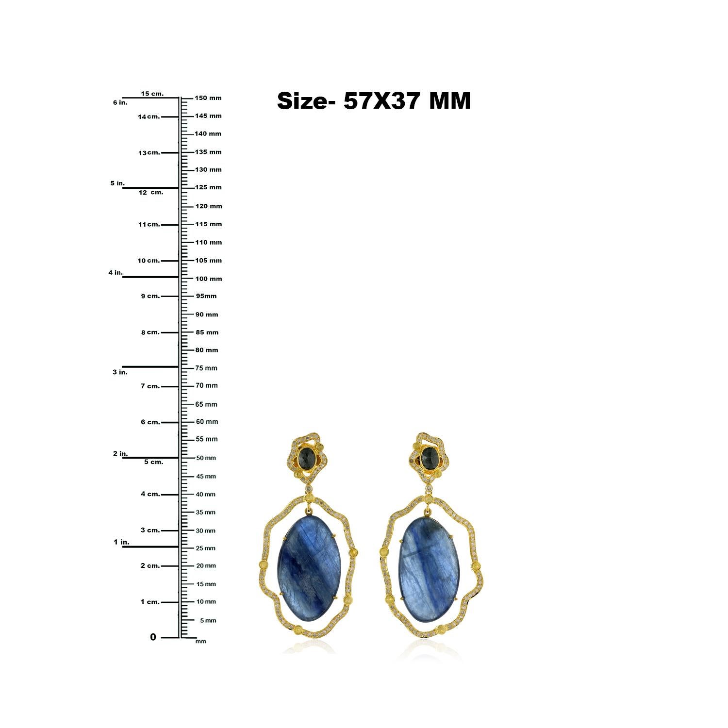 Taille mixte Pendants d'oreilles en or jaune 18 carats avec Kynite de 46,60 carats et diamants en vente