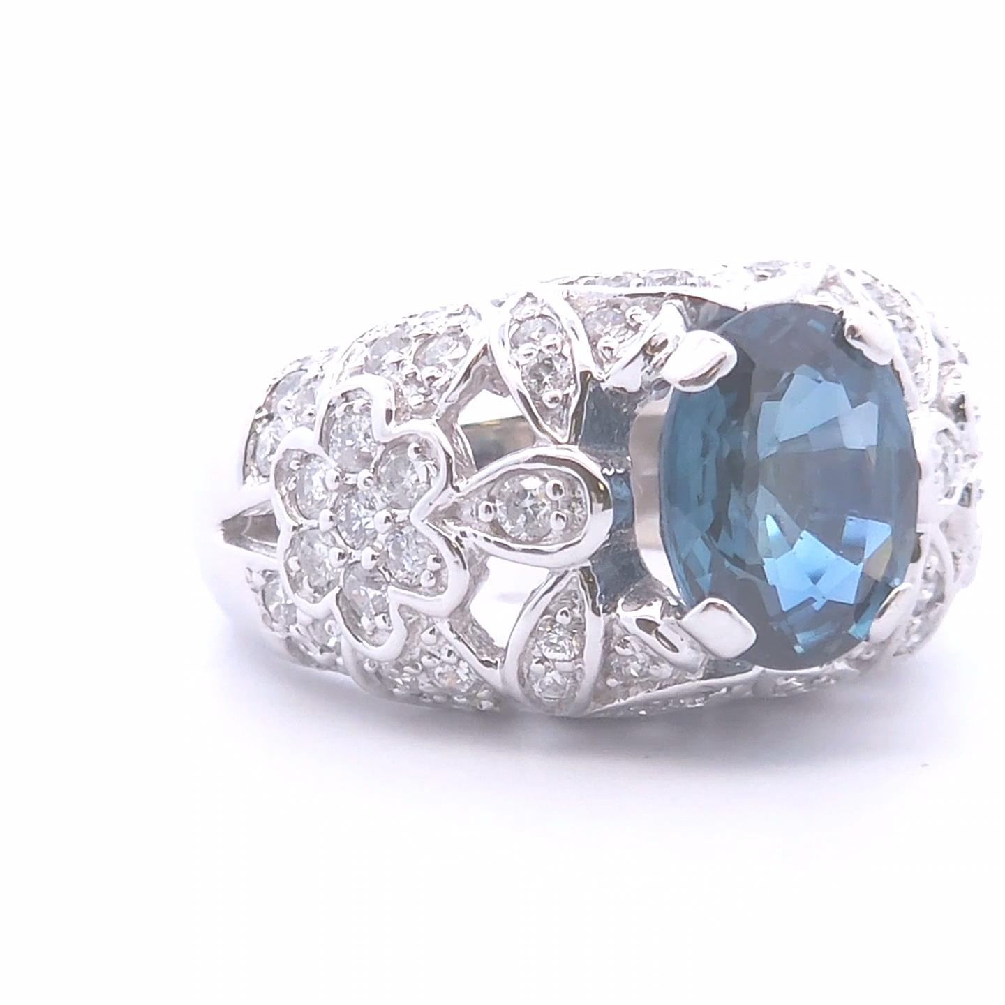Oval Cut 4.66ct Dia Sapphire Ring in 14k WG For Sale