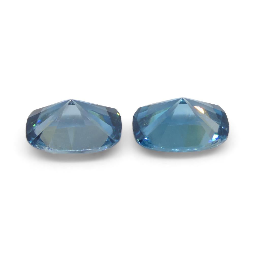 Paire de zircons bleus coussinés de 4.66ct du Cambodge, taillés en diamant en vente 4