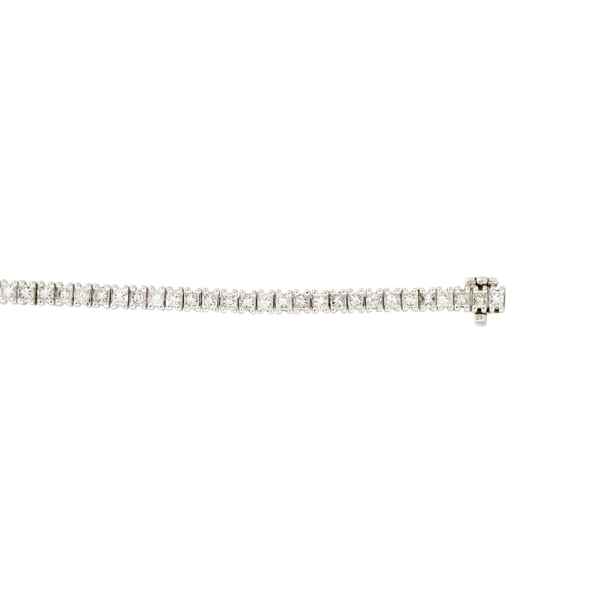 4.67 Carat Princess Cut Diamond Tennis Bracelet 14 Karat in Stock In Excellent Condition For Sale In Boca Raton, FL