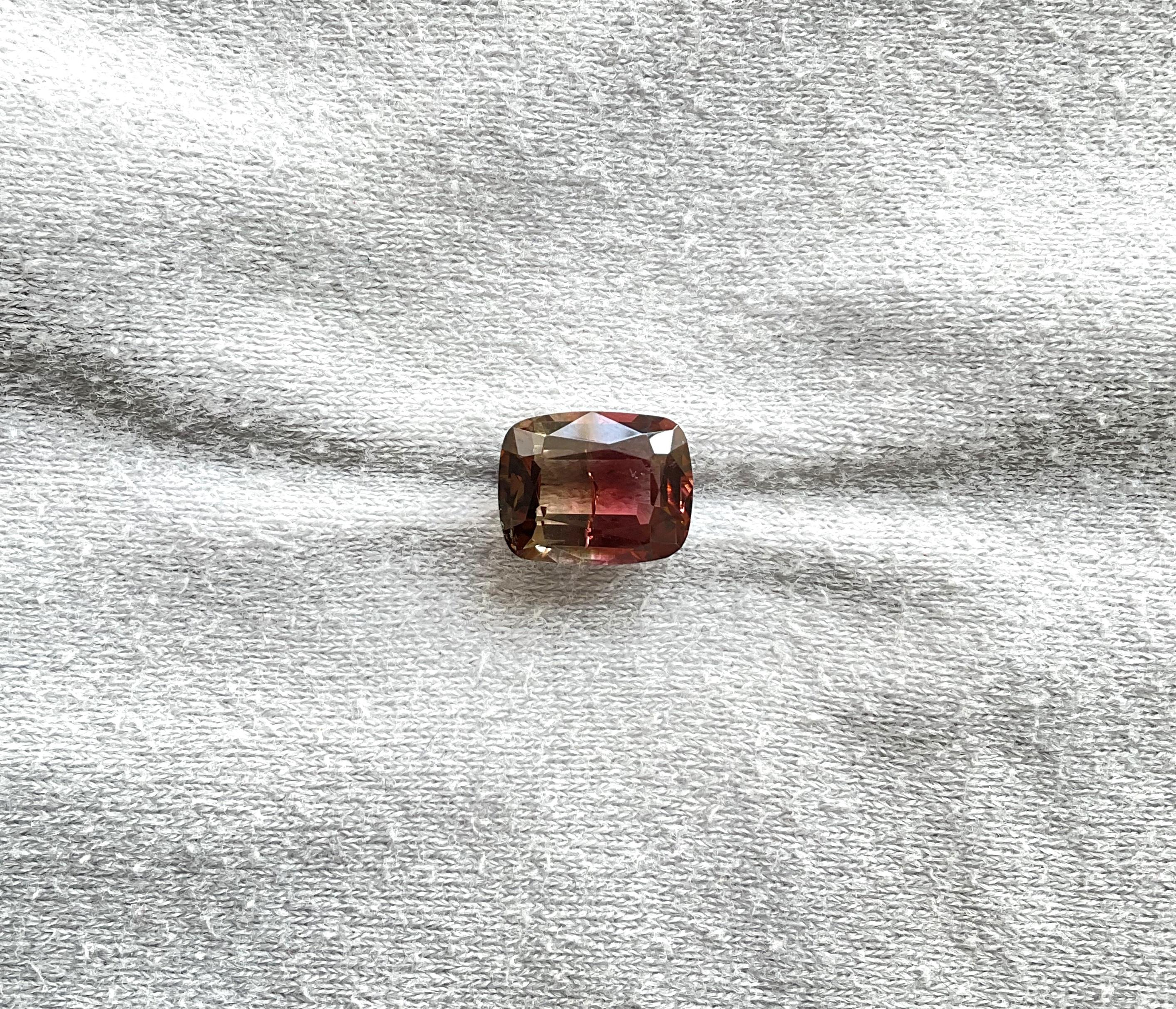Art déco Tourmaline bicolore taille coussin facettée de 4,67 carats pour bijouterie naturelle en vente