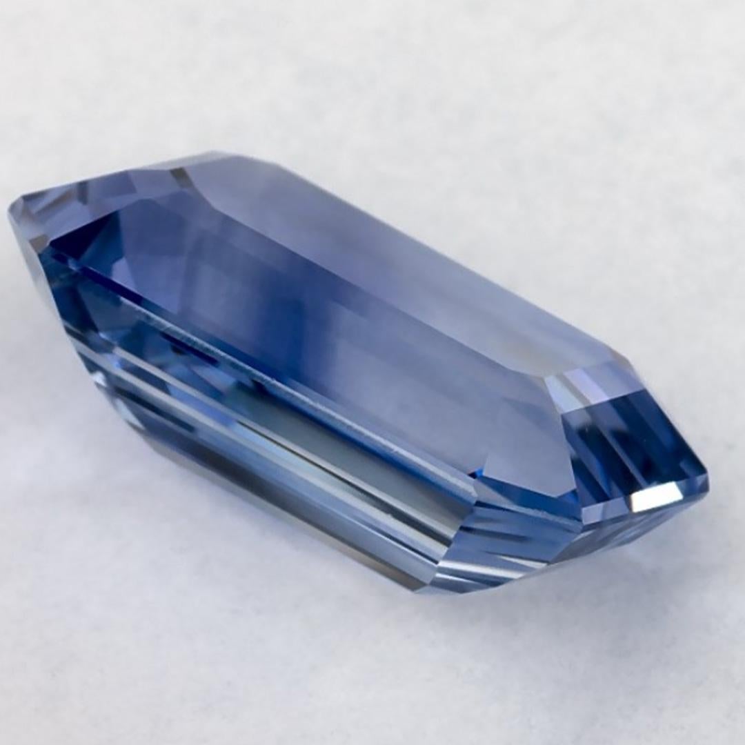 Pierre précieuse taille octogonale saphir bleu 4.67 carat en vente 1