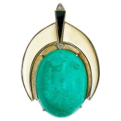 46.7 ct emerald art deco pendant.