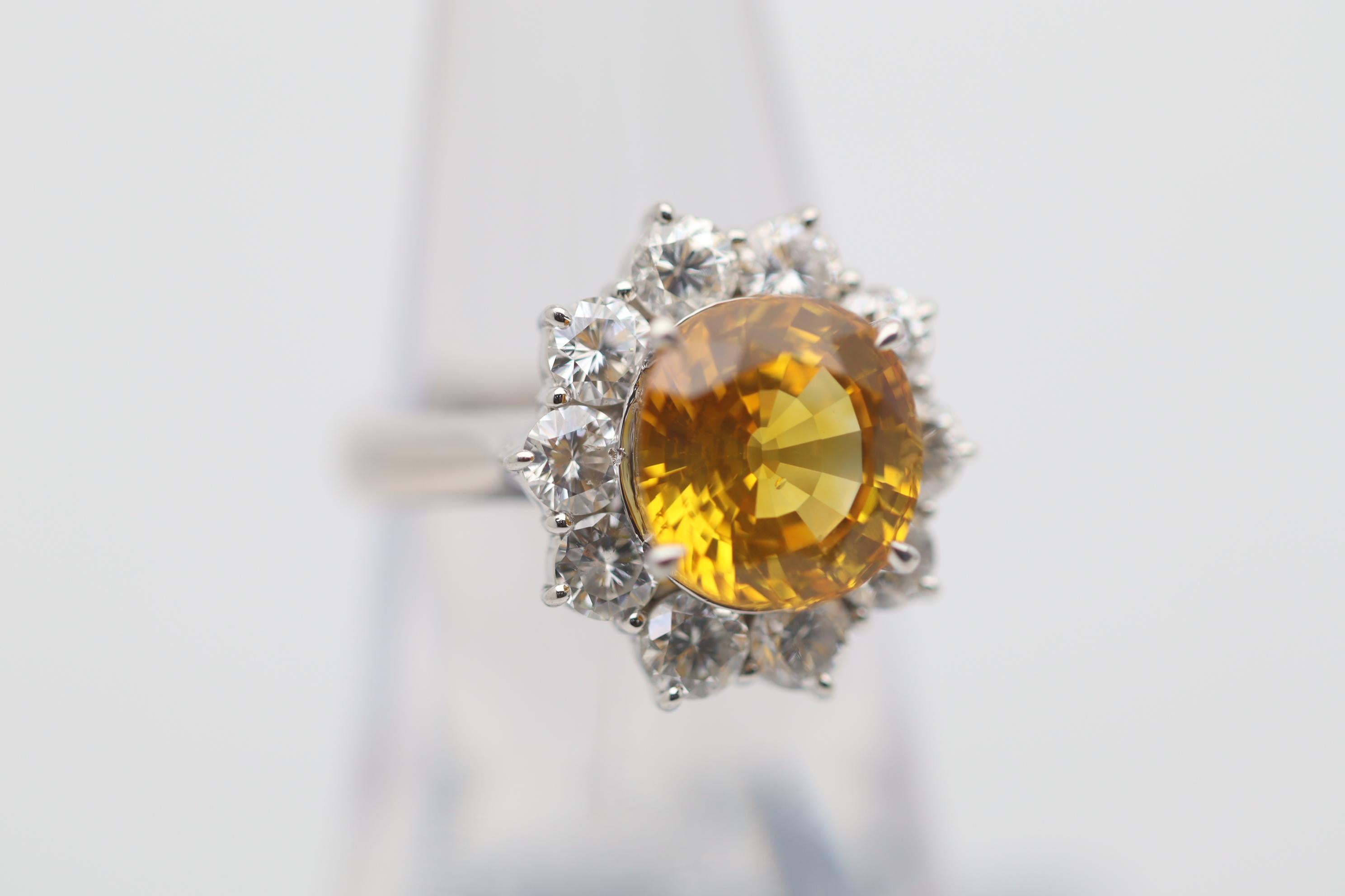 4.68 Carat Orange Sapphire Diamond Halo Platinum Ring In New Condition For Sale In Beverly Hills, CA