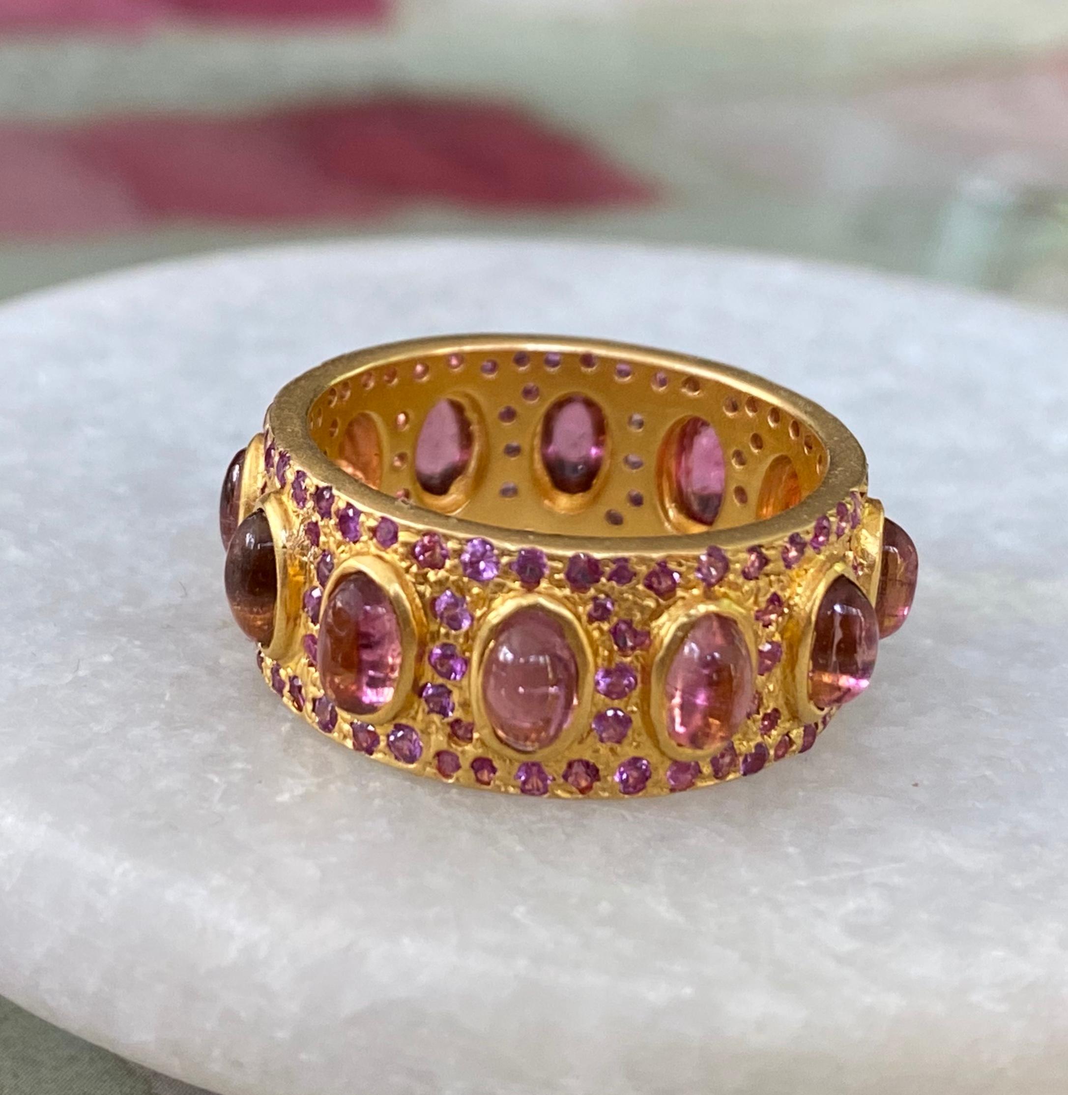 4.68 Carat Pink Tourmaline Gold Eternity Ring by Lauren Harper In New Condition For Sale In Winnetka, IL