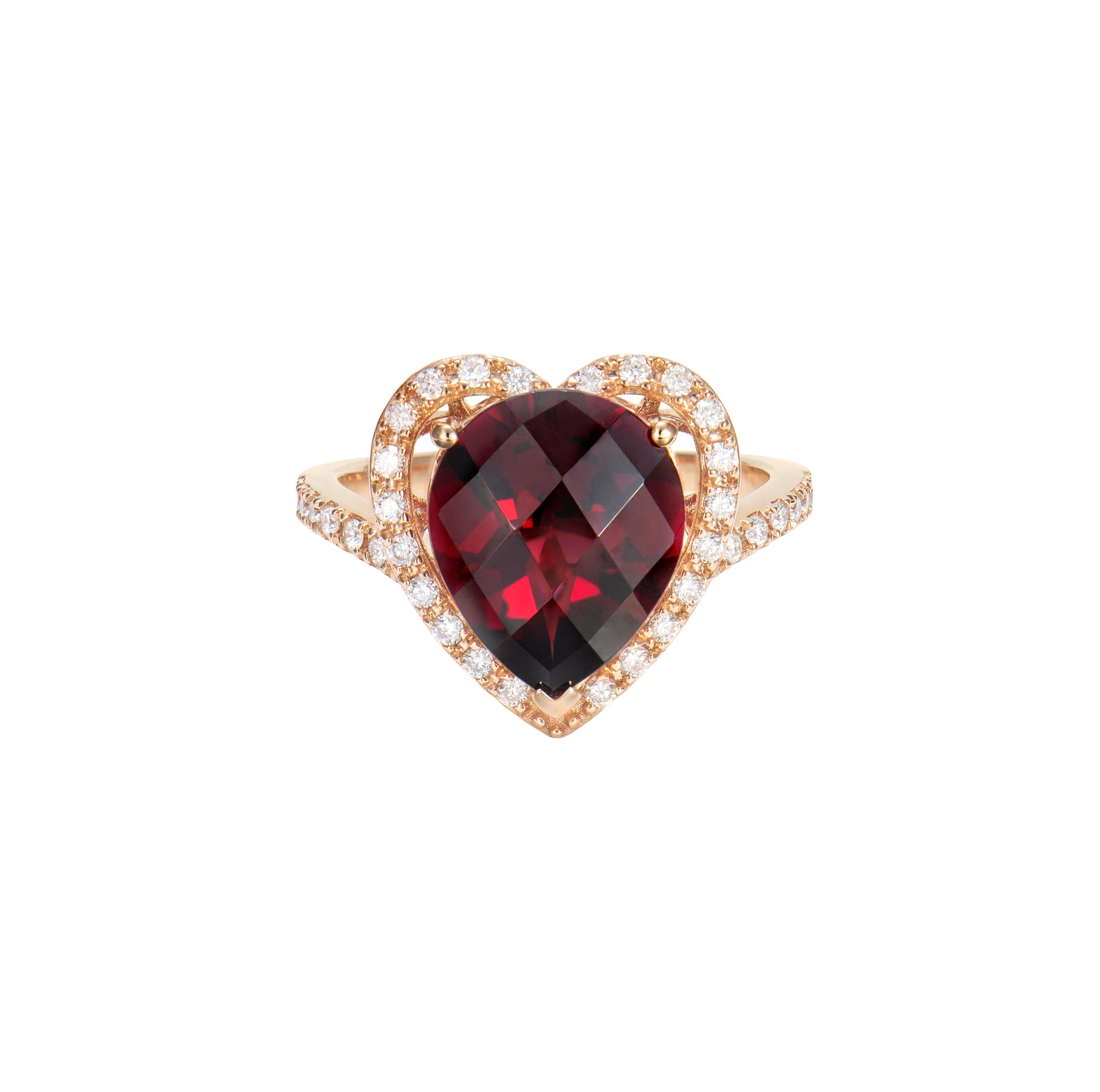 Contemporary 4.68 Carat Rhodolite Cocktail Ring in 18 Karat Rose Gold with White Diamond For Sale