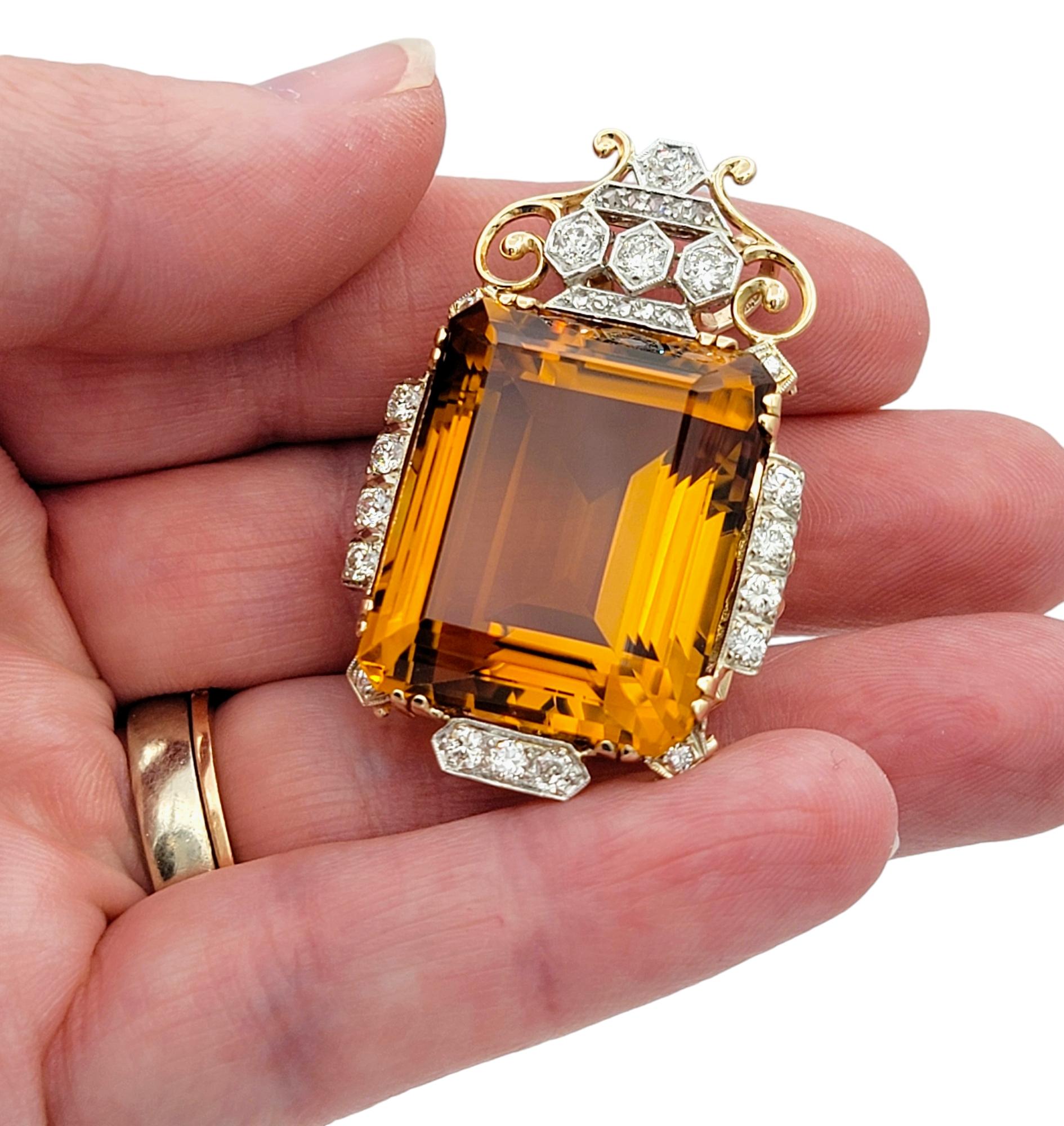 46.87 Carat Emerald Cut Citrine Pendentif avec diamants en or jaune et blanc en vente 1