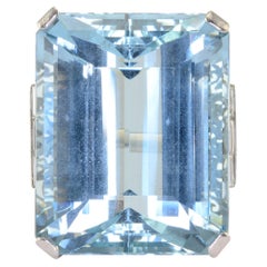 Platinring mit 46,88 Karat Aquamarin und Diamant