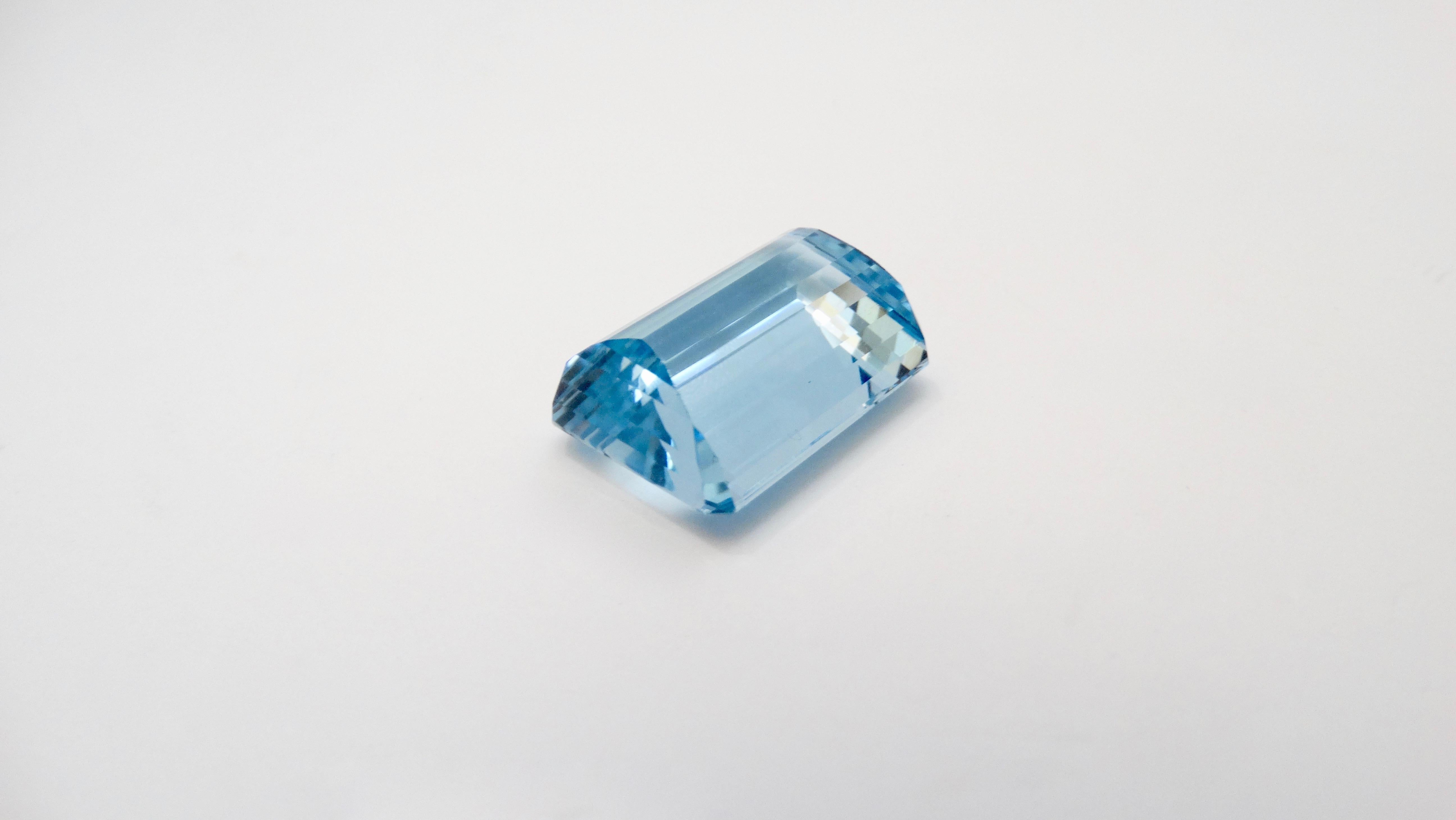 Blue Topaz 46.9 Carat  Octagon Step Cut Gemstone  In Good Condition For Sale In Scottsdale, AZ