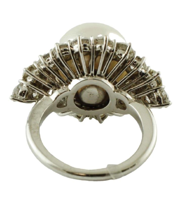 Retro 4.69 Carat Diamonds, South Sea Pearl, 14 Karat White Gold Classic Ring For Sale