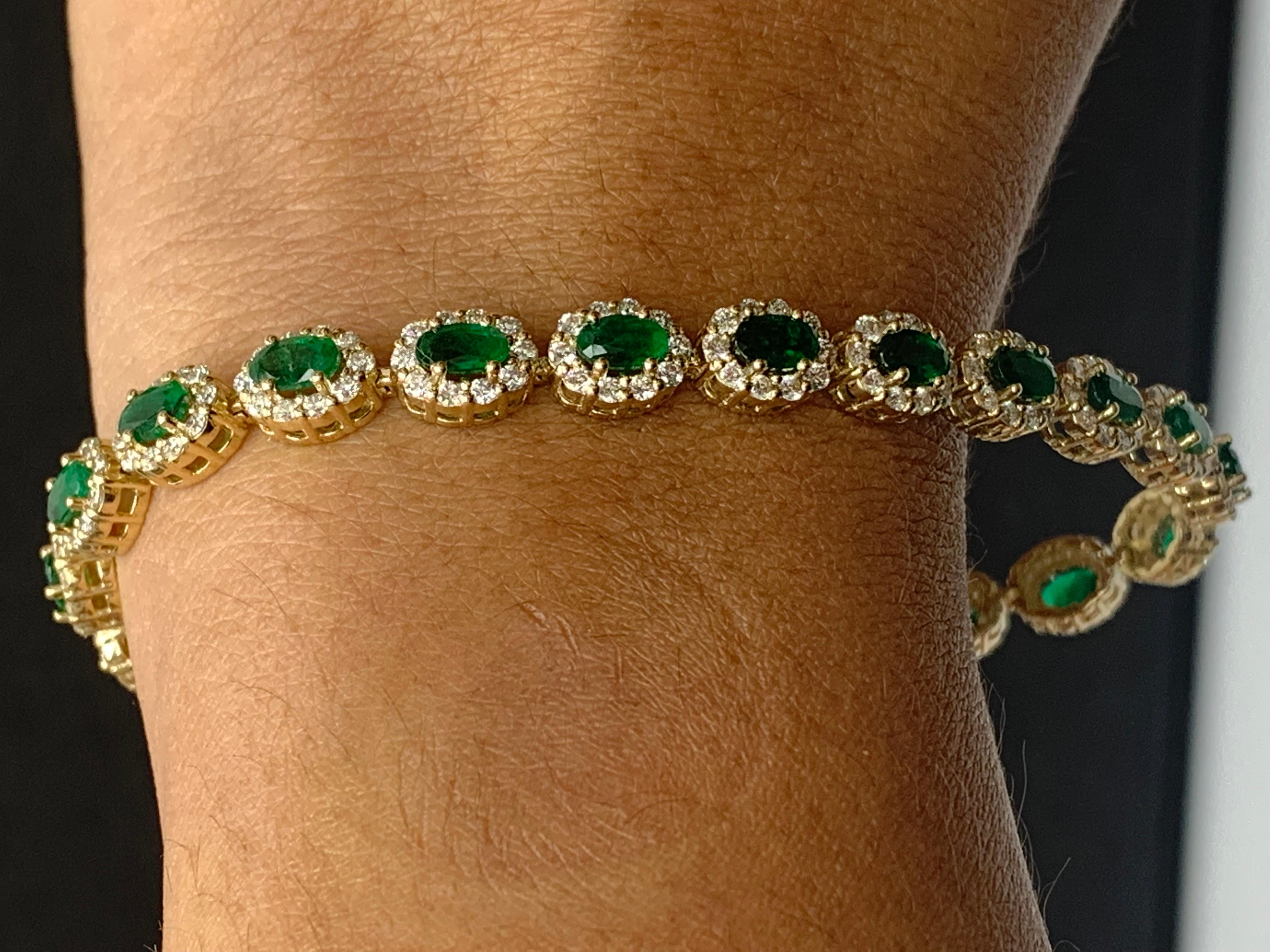 Bracciale a raggiera con smeraldo e diamante taglio ovale da 4,69 carati in oro giallo 14 carati in vendita 10
