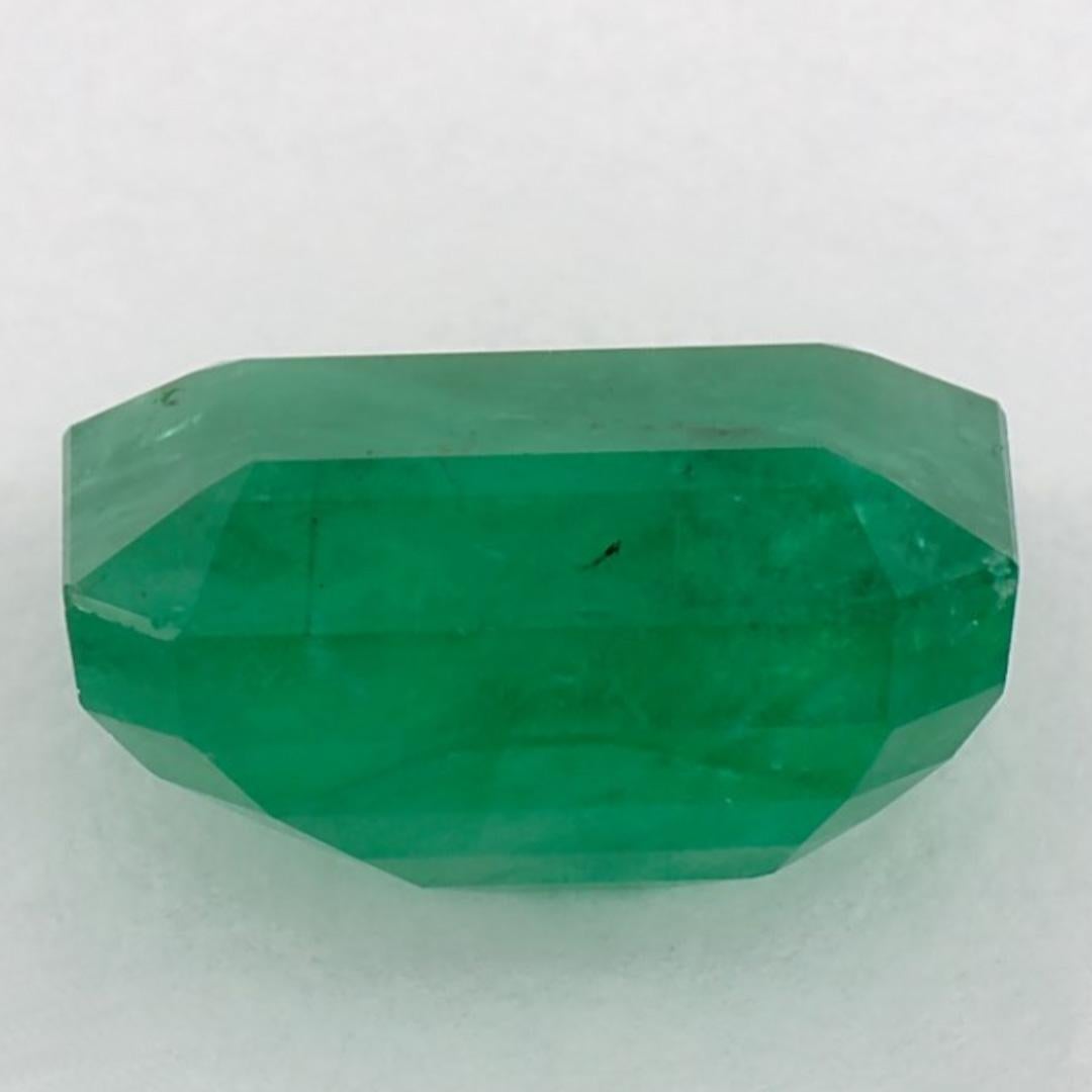 Women's 4.69 Ct Emerald Octagon Cut Loose Gemstone For Sale