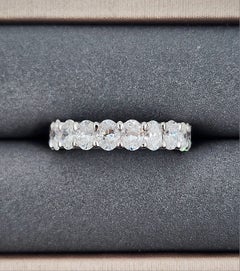 Bracelet éternel en diamant ovale de 4.69 ct