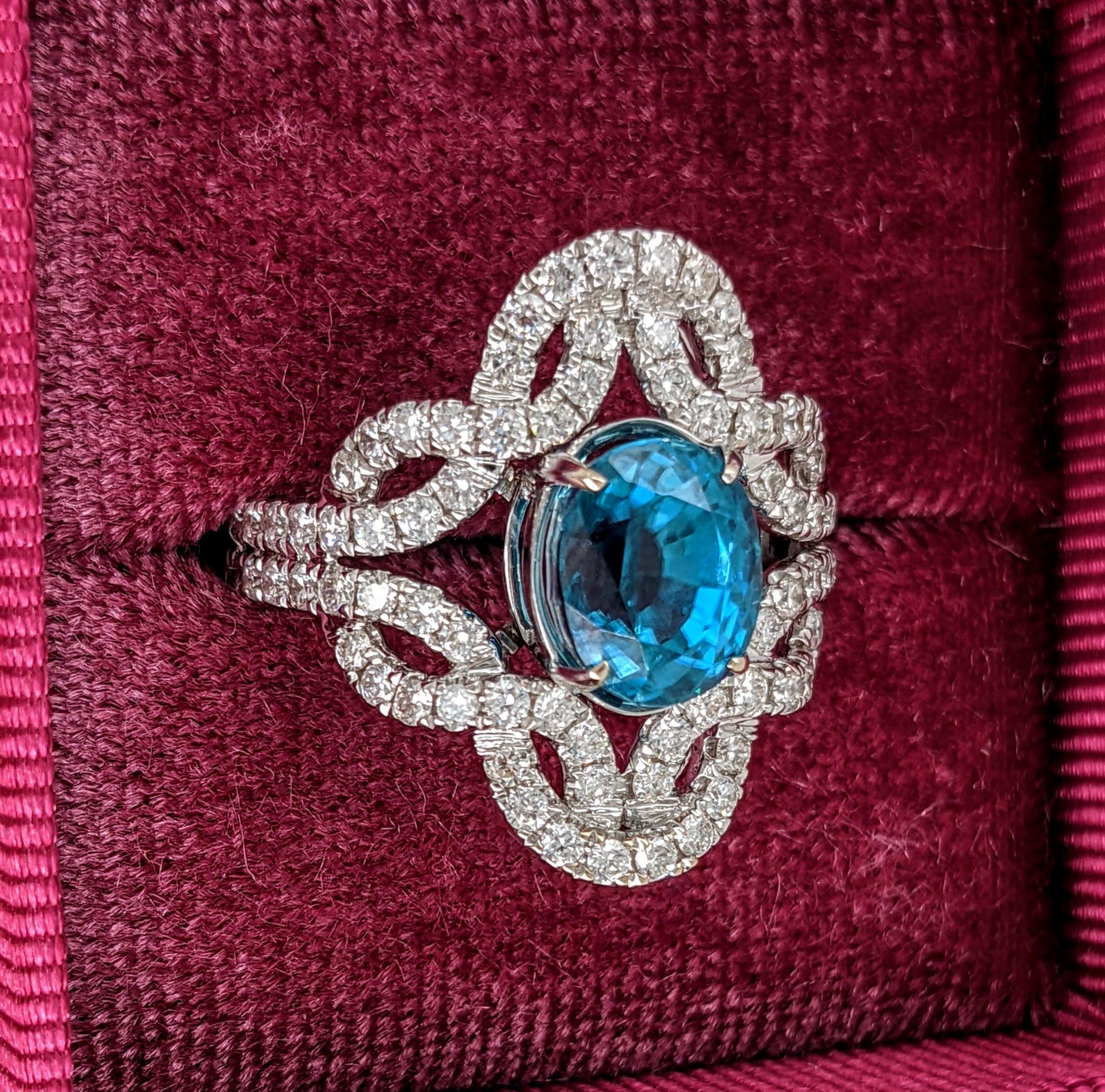 Women's 4.6ct Blue Zircon Ring w Earth Mined Diamonds in Solid 14K White Gold Oval 10x8 For Sale