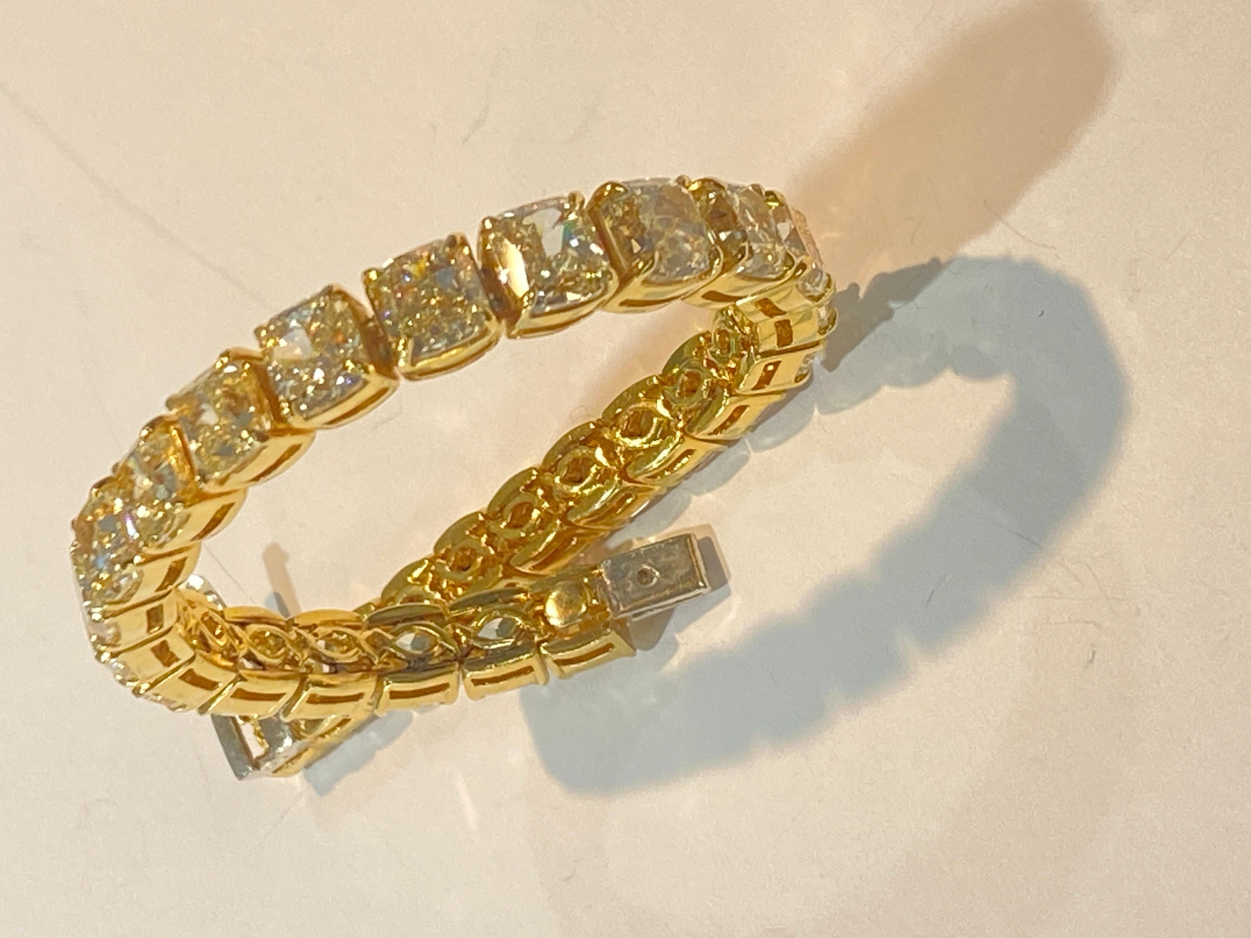 41.68Ct Fancy Yellow Cushion Diamond Bracelet 18k  In New Condition In Laguna Hills, CA