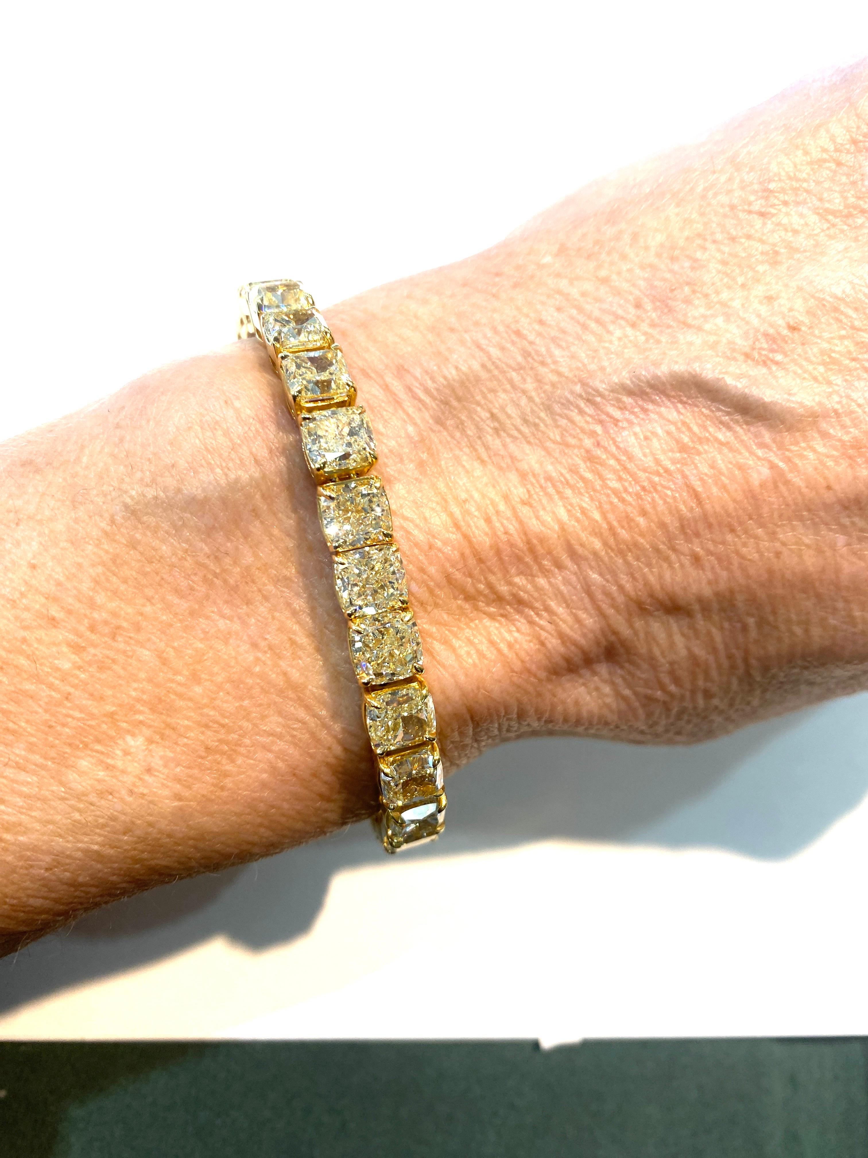 41.68Ct Fancy Yellow Cushion Diamond Bracelet 18k  2