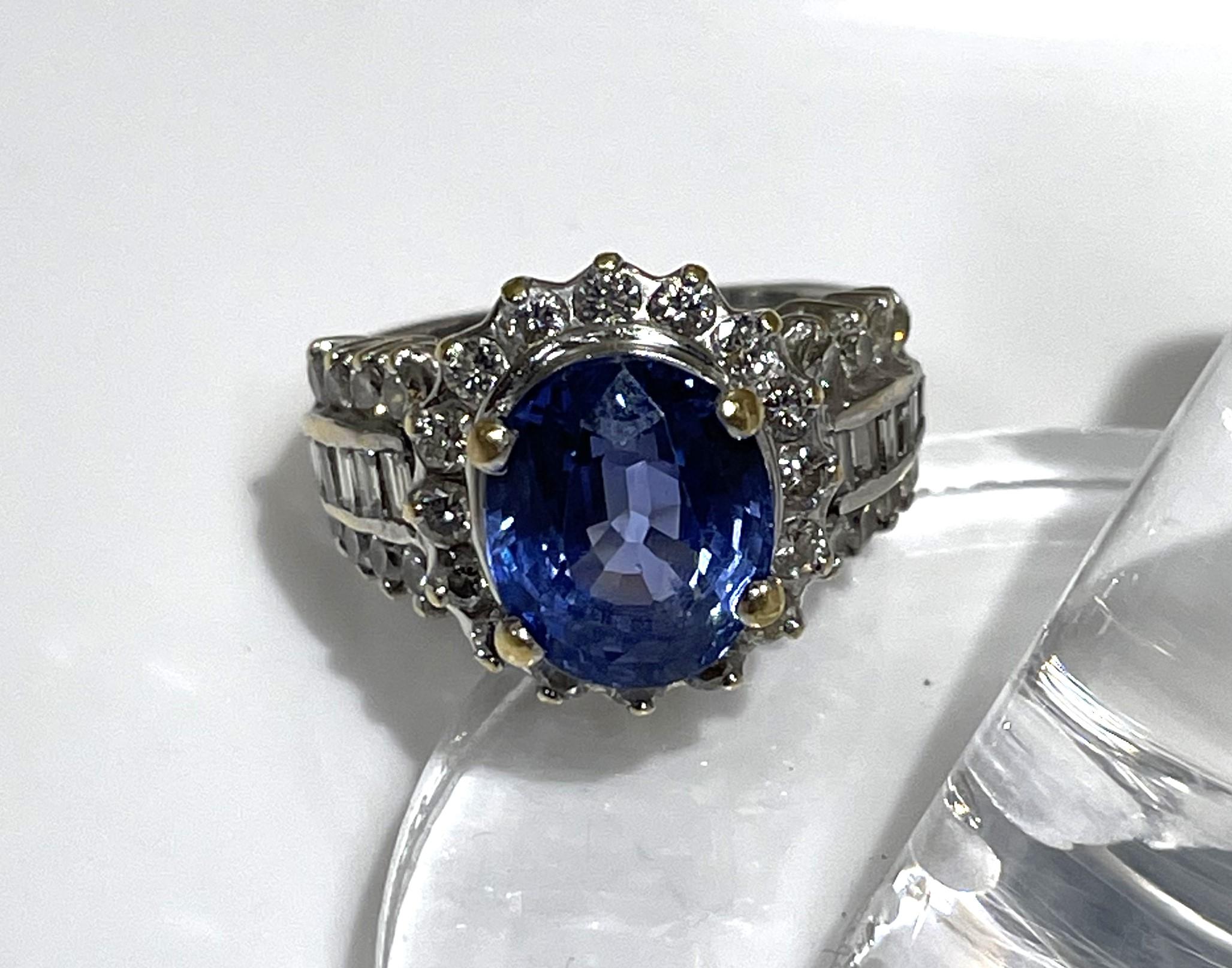 For Sale:  4.6ct Oval Sapphire and Diamond Ring 3
