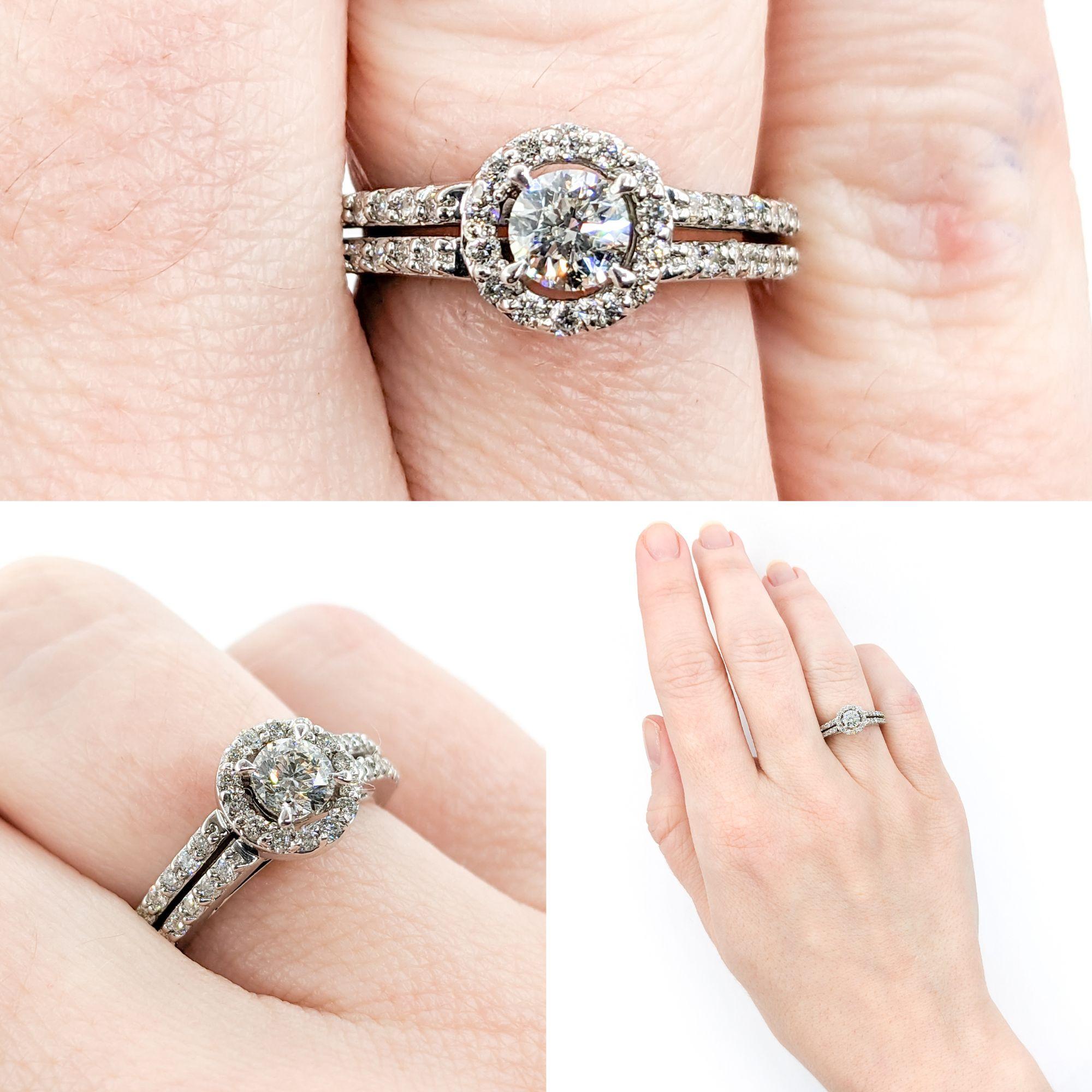 Bague en or blanc avec un diamant de 0,46ctw Pour femmes en vente