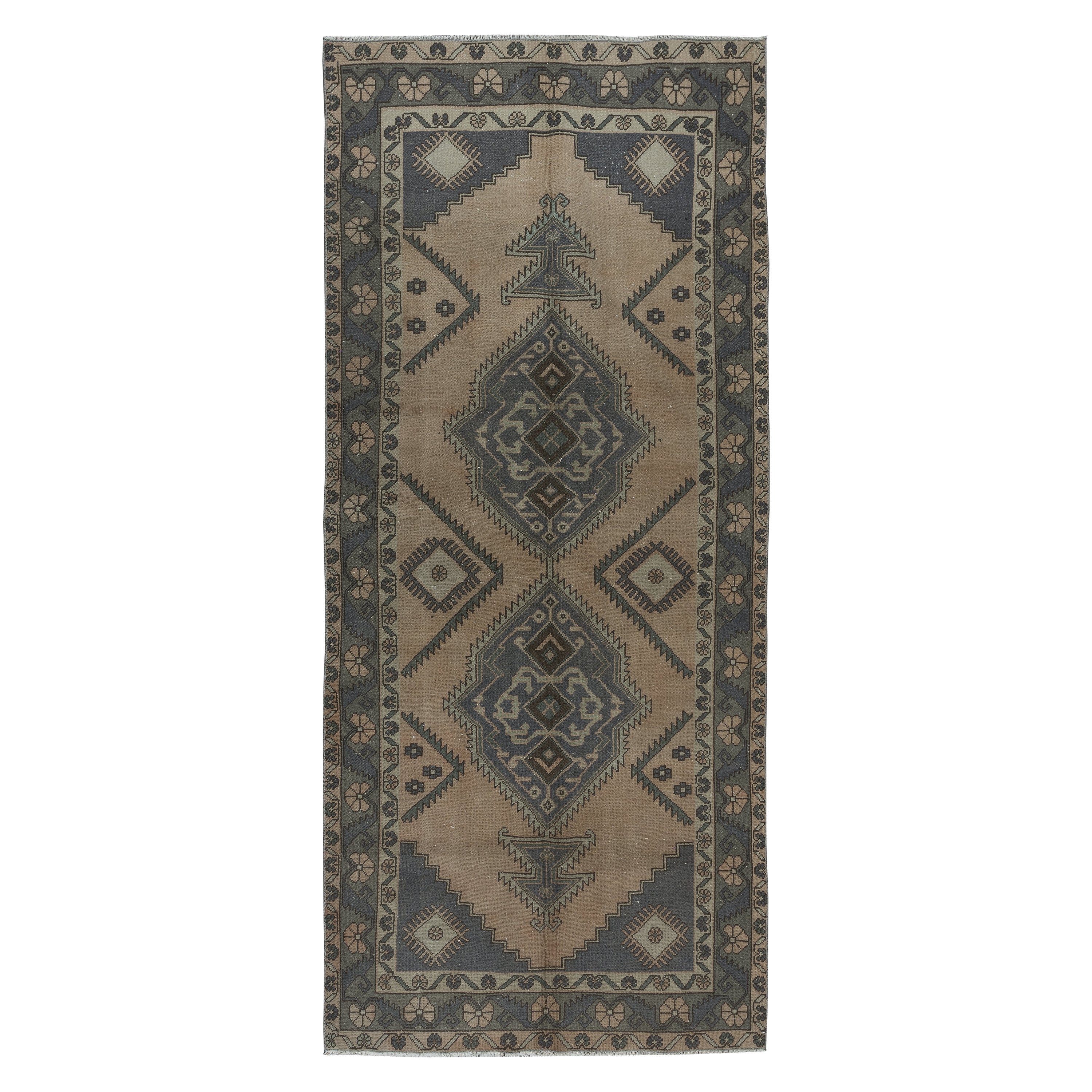 4.6x10.5 Ft Old Handmade Corridor Rug with Medallions, Wide Hallway Runner (tapis de couloir) en vente