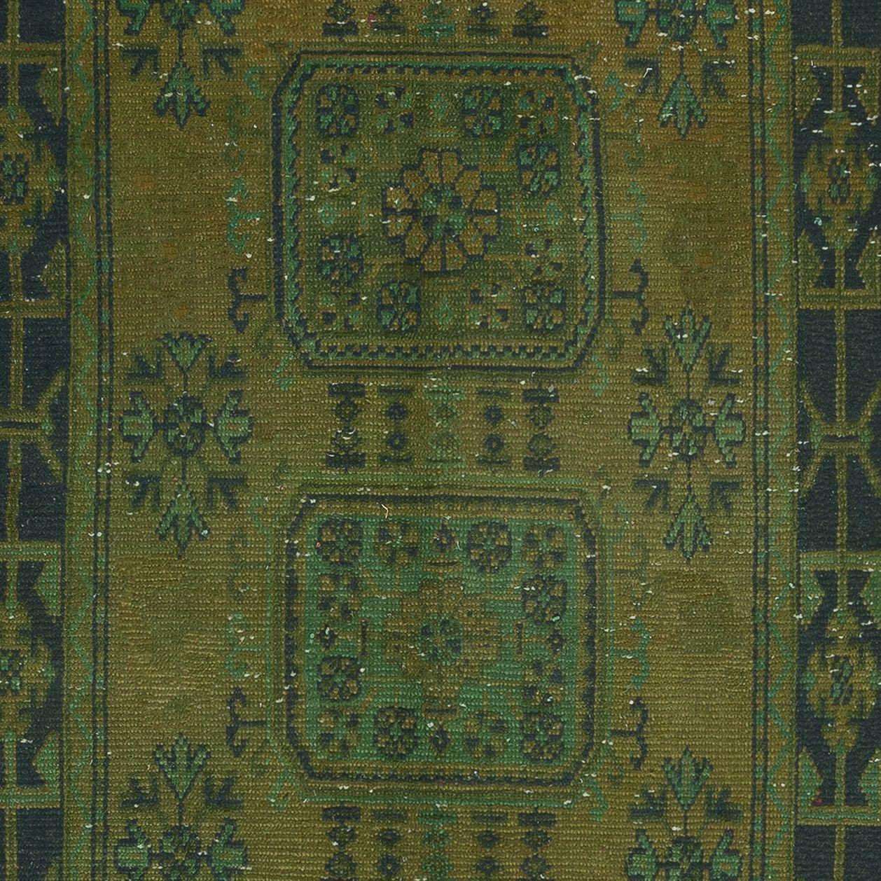 4.6x11.3 Ft Hand Knotted Hallway Runner. Modern Turkish Corridor Rug in Green In Good Condition In Philadelphia, PA