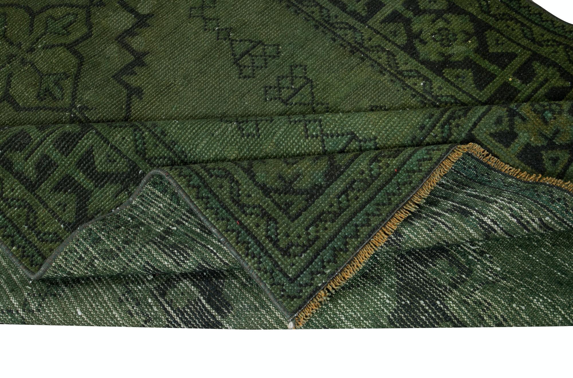 Modern 4.6x12.3 Ft Contemporary Handmade Turkish Dark Green Runner Rug for Hallway For Sale