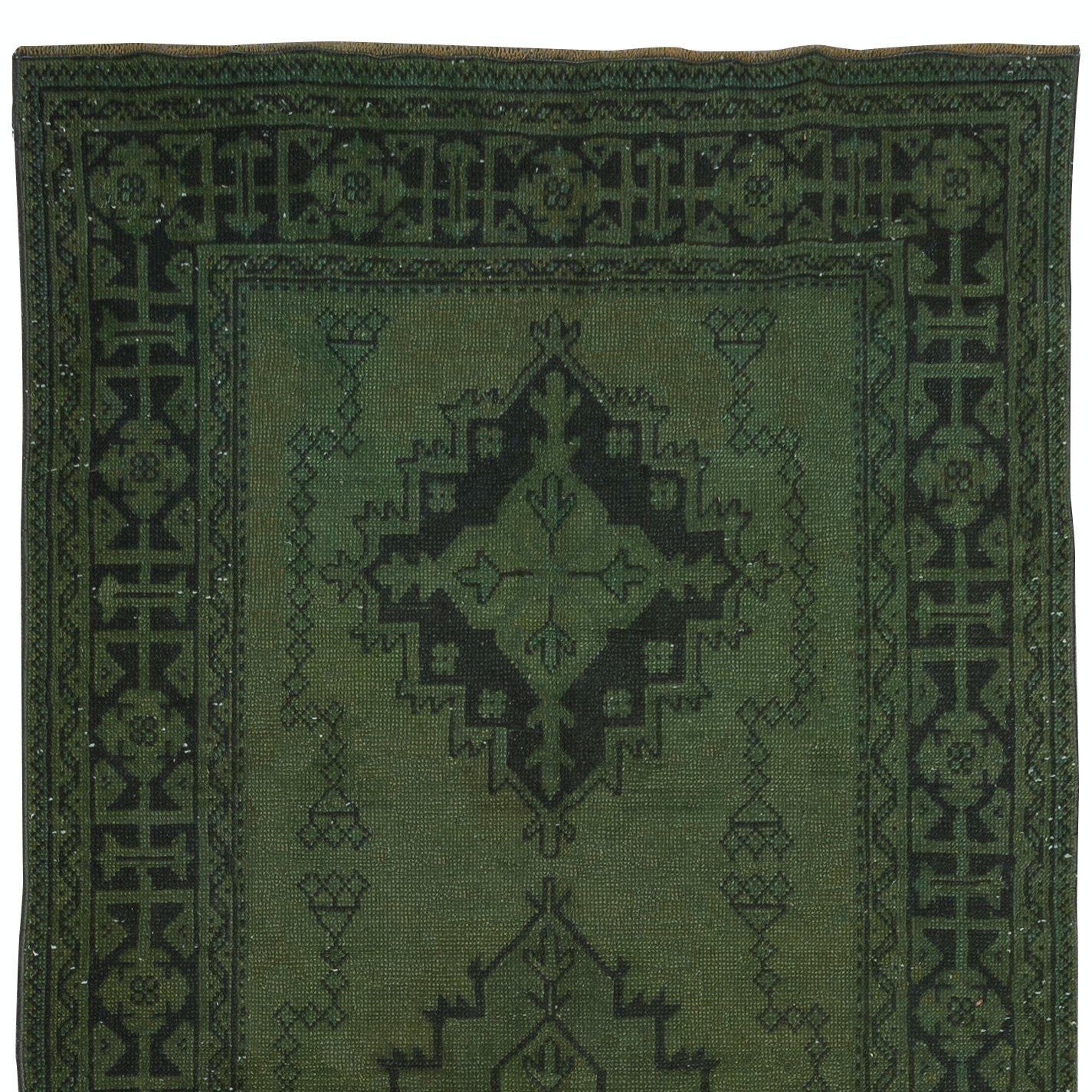 Hand-Woven 4.6x12.3 Ft Contemporary Handmade Turkish Dark Green Runner Rug for Hallway For Sale
