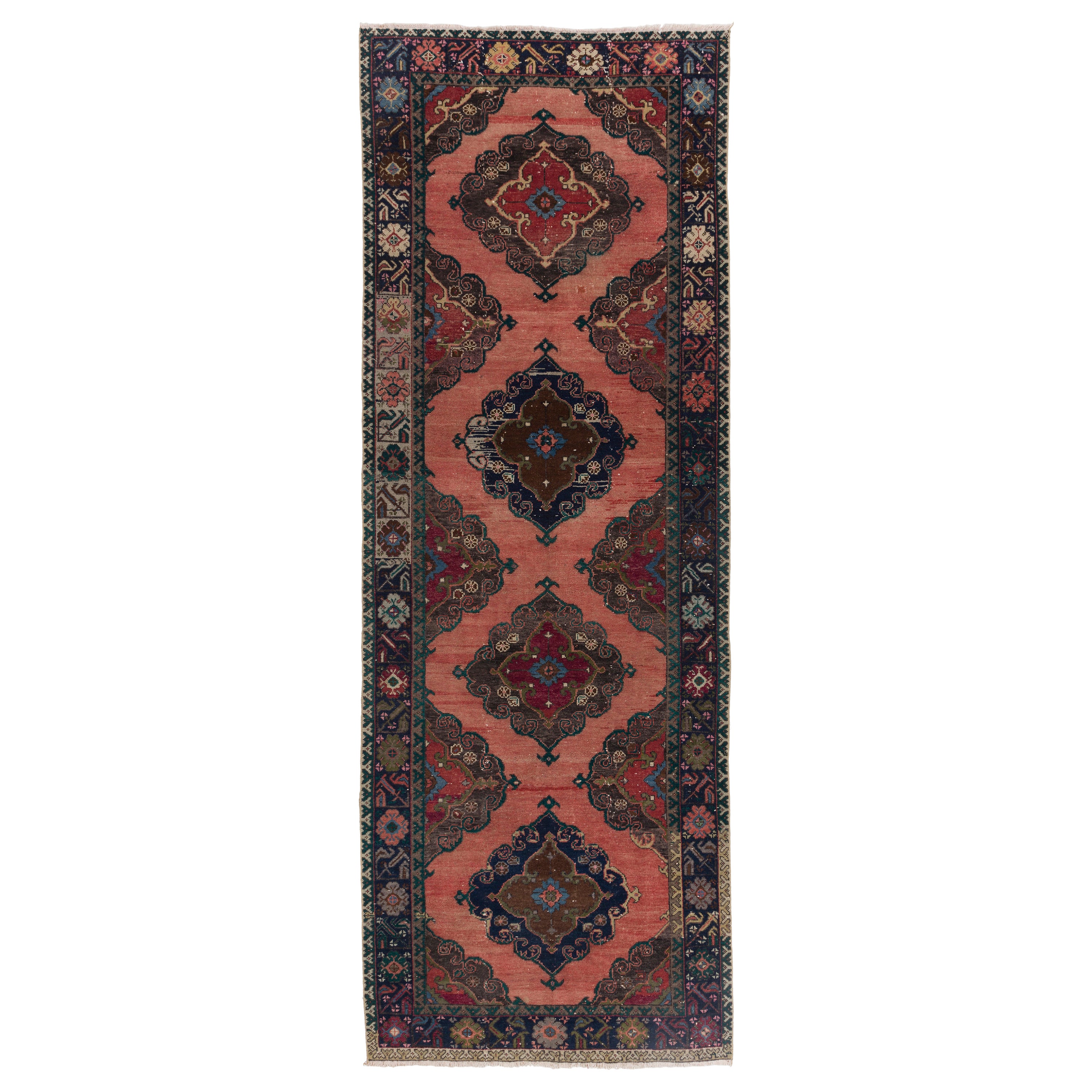 Türkischer Mid-Century-Läufer mit 4,6x12.6 Fuß für Flur. Handgefertigter Corridor-Teppich im Angebot