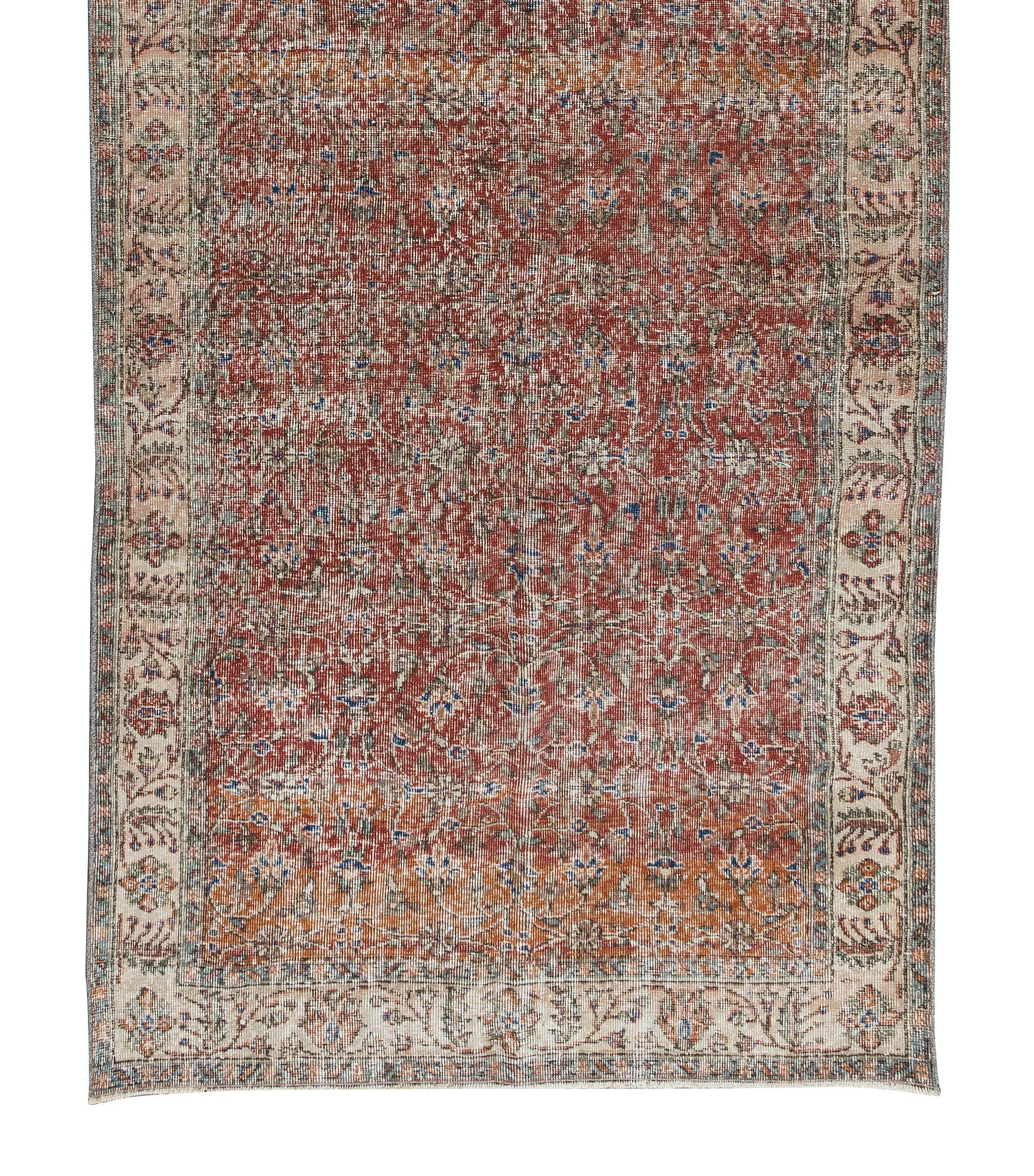 4.6x12.6 Ft Turkish Floral Pattern Runner. Vintage Hand Knotted Rug for Hallway In Good Condition For Sale In Philadelphia, PA