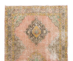 Alfombra de Anatolia Oushak de estilo shabby chic de mediados de siglo de colores suaves de 4,6 x 13 pies