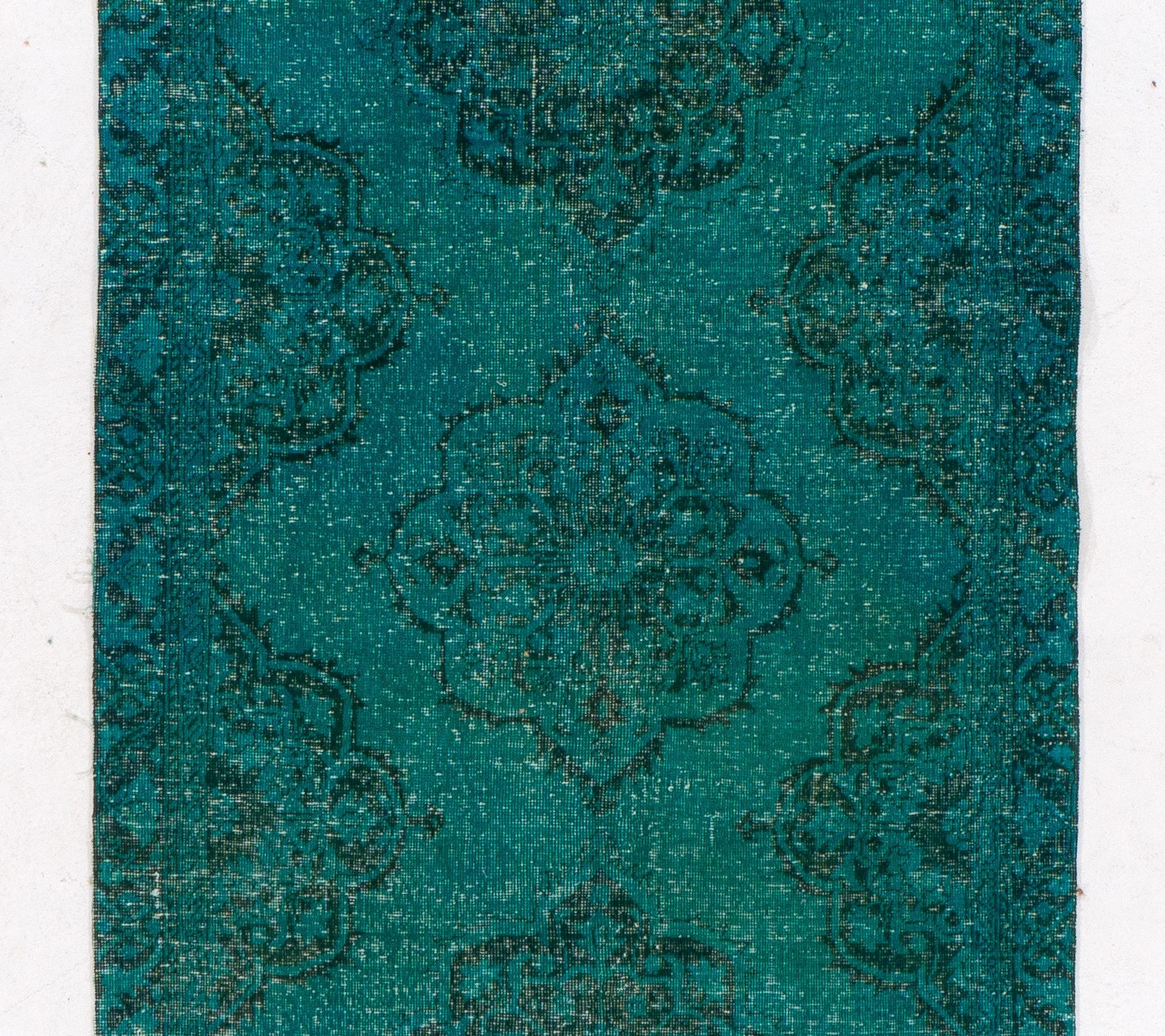 Modern 4.6x13 Ft Turkish Hallway Runner Rug in Teal Blue. Contemporary Corridor Carpet For Sale