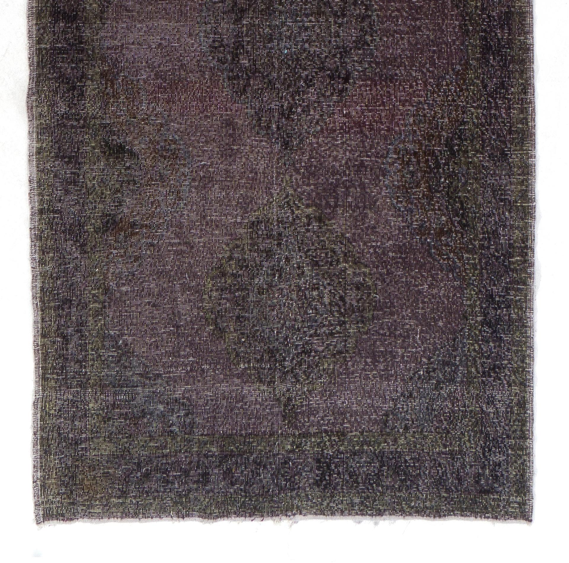 Turc 4.6x14.2 Ft Modern Handmade Turkish Runner Rug in Gray, Vintage Hallway Carpet (tapis d'entrée) en vente