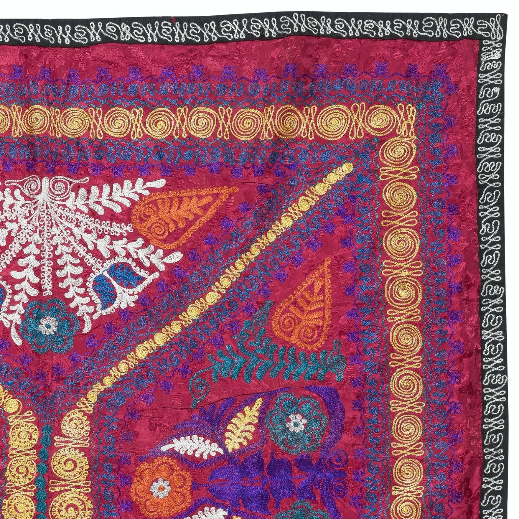 Suzani 4.6x5.8 Ft Embroidered Silk & Cotton Wall Hanging. Red Bed Cover. New Tablecloth For Sale