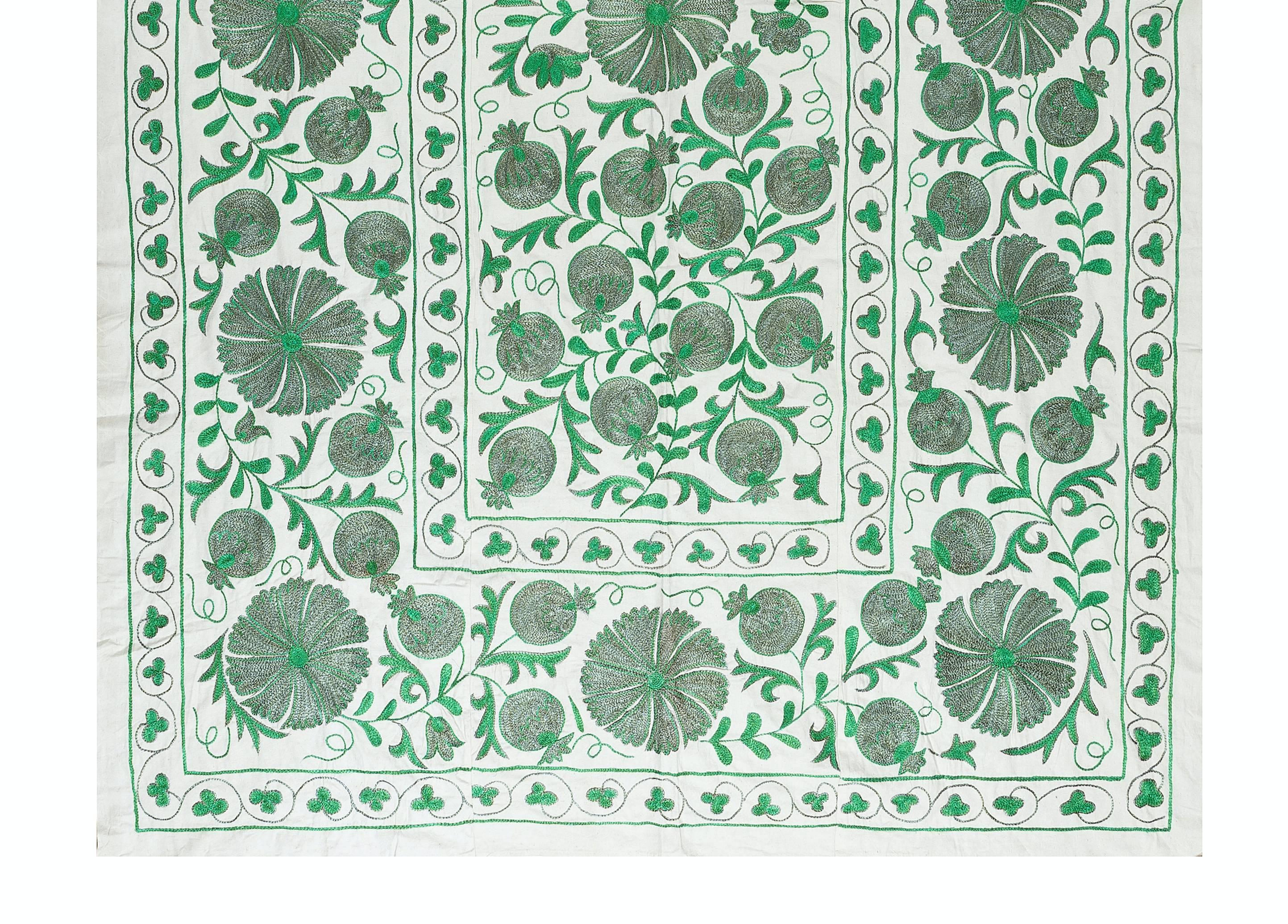 4.6x6.8 Ft Silk Hand Embroidered Uzbek Suzani Wall Hanging in Green and Cream In New Condition For Sale In Philadelphia, PA