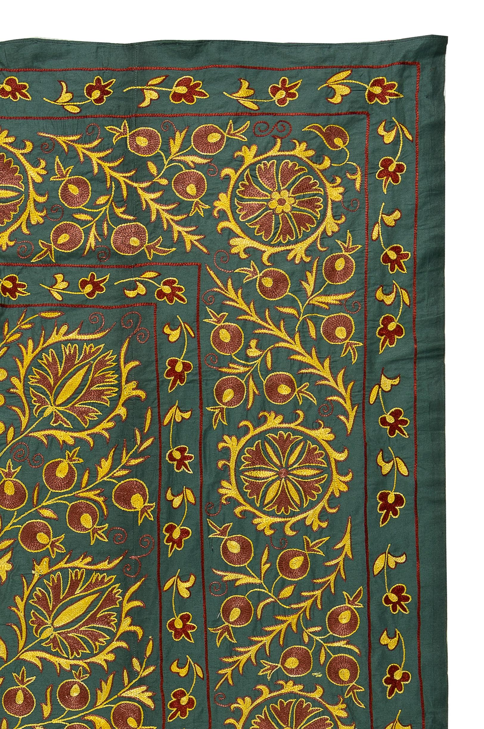 Embroidered 4.6x6.9 ft Silk Embroidery Wall Hanging, Modern Green Tapestry, Uzbek Wall Decor For Sale