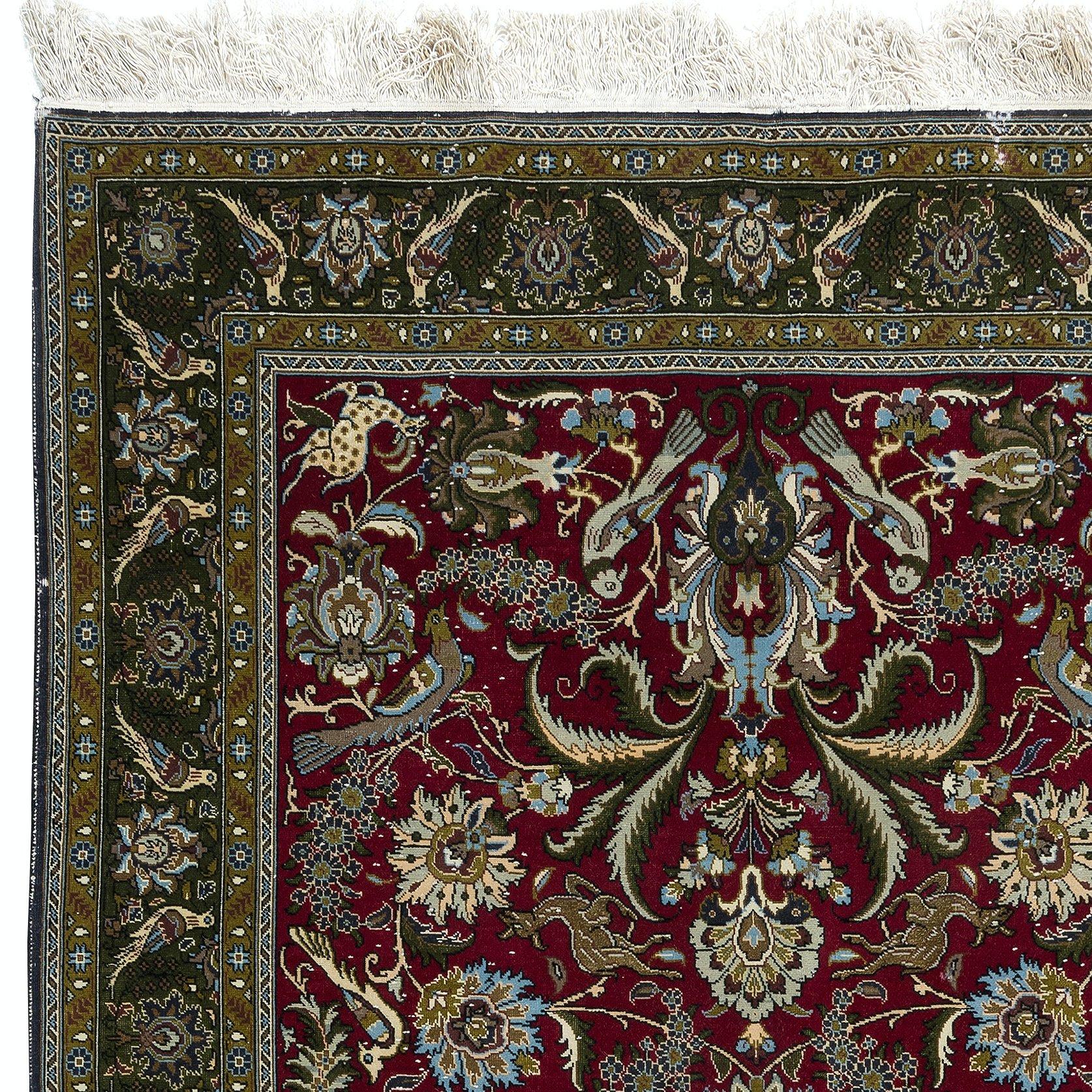Turco Tappeto turco annodato a mano 4.6x7 Ft in rosso e verde con disegno floreale botanico in vendita