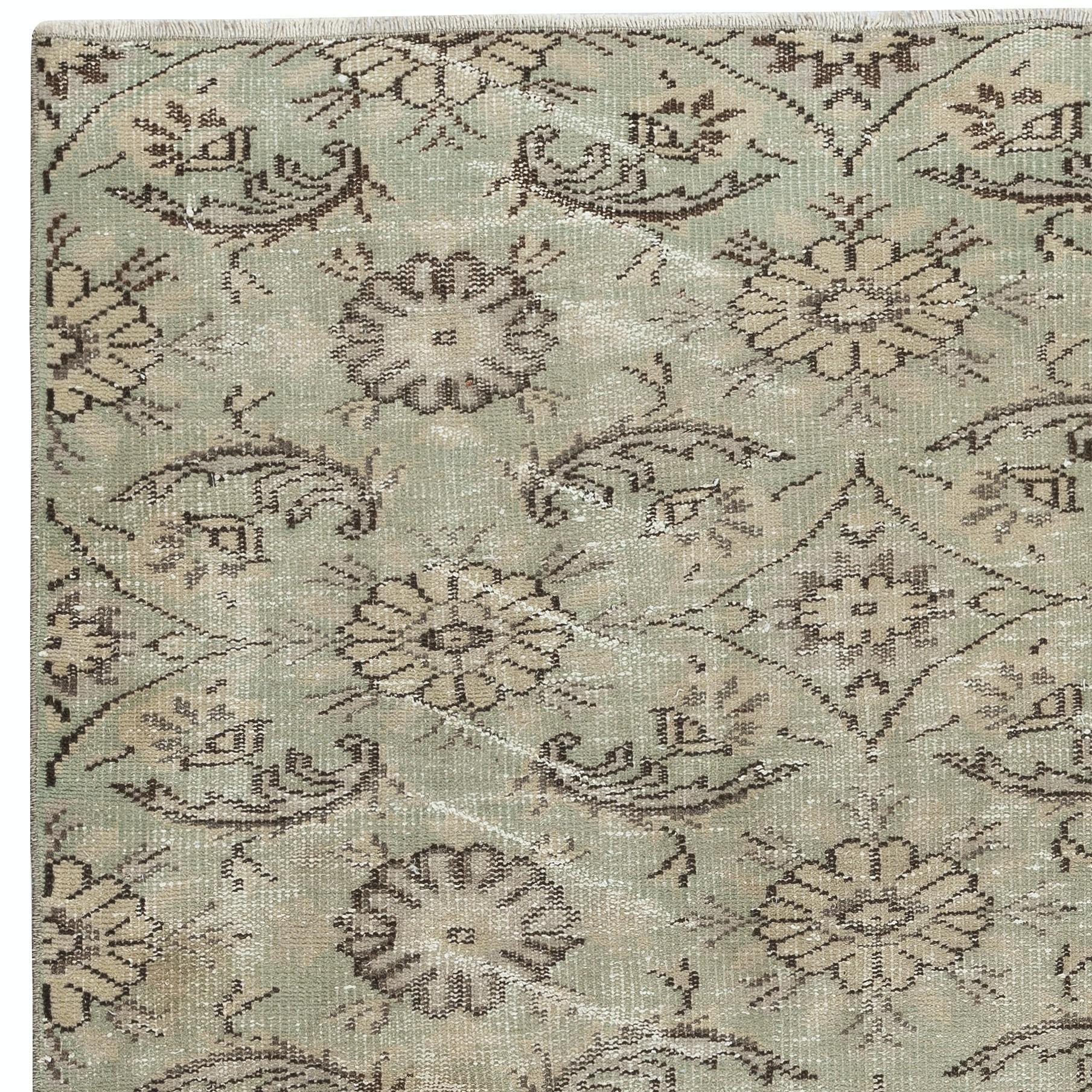 4.6x8 Ft Tappeto Turco Annodato a Mano con Design/One Floreale per Interni Rustici in Fattoria In condizioni buone in vendita a Spring Valley, NY