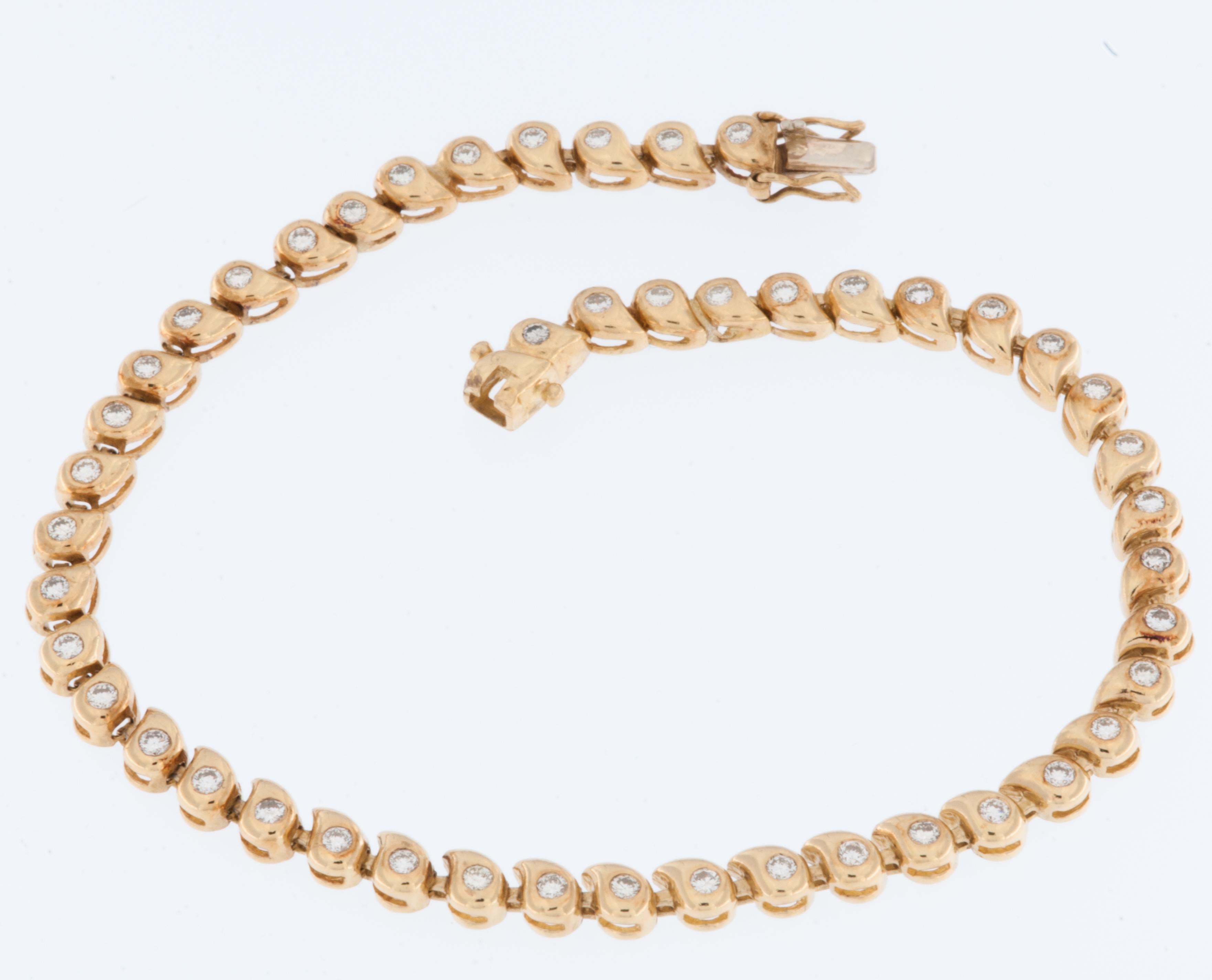 Artisan Bracelet tennis en or jaune 18 carats avec 47 diamants en vente
