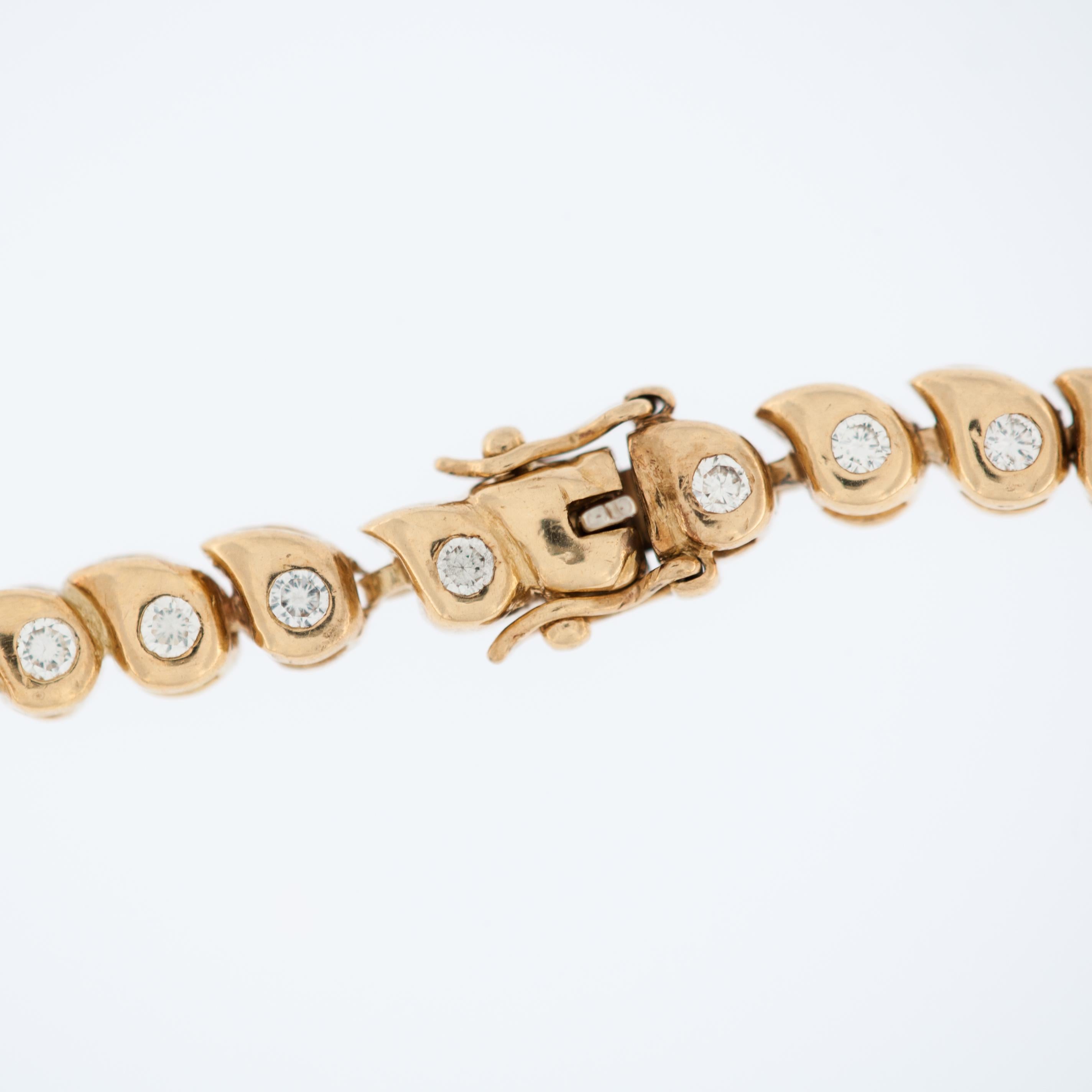 Brilliant Cut 47 Diamonds 18kt Yellow Gold Tennis Bracelet For Sale