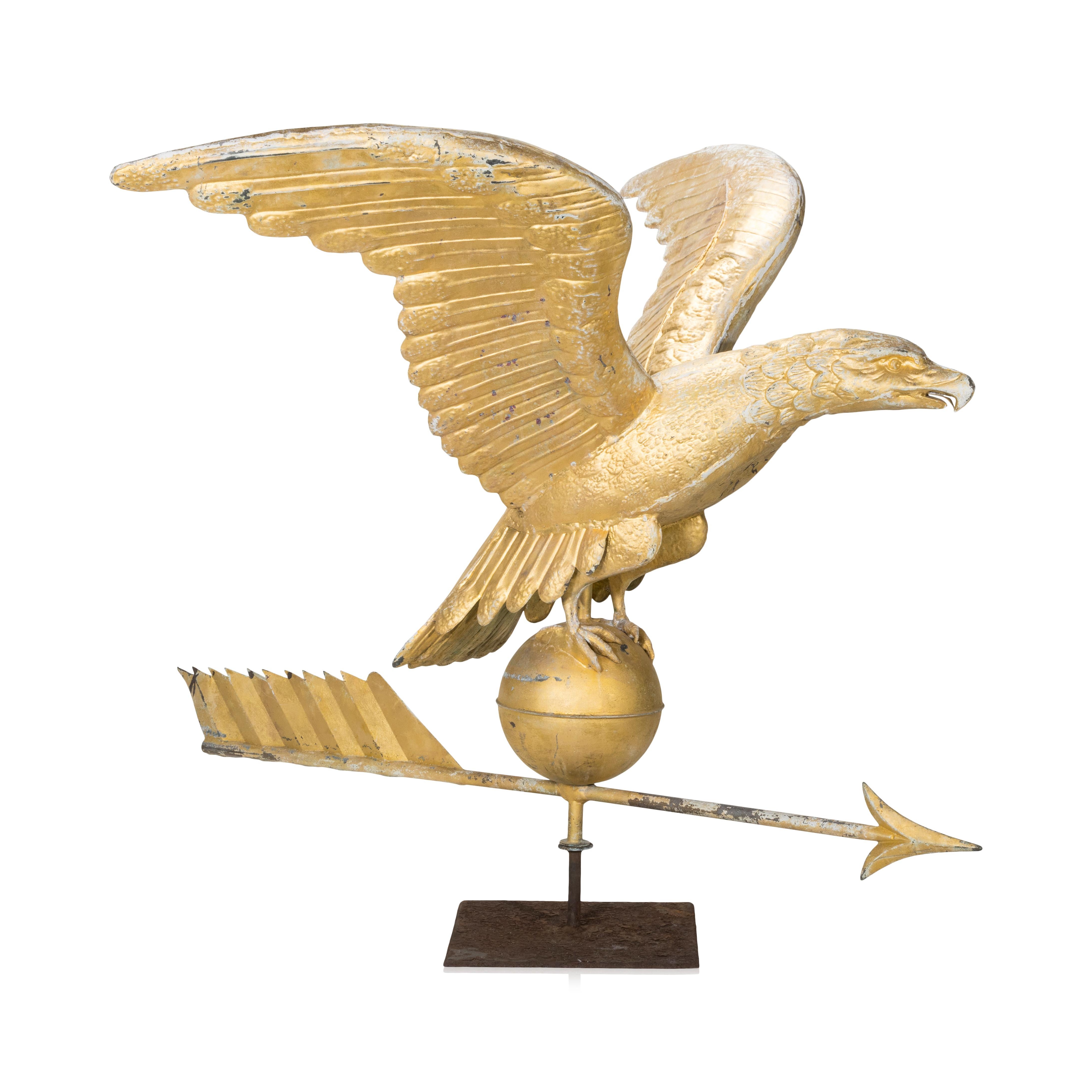 XIXe siècle Girouette aigle tridimensionnelle du 19e siècle de 47 pouces en vente