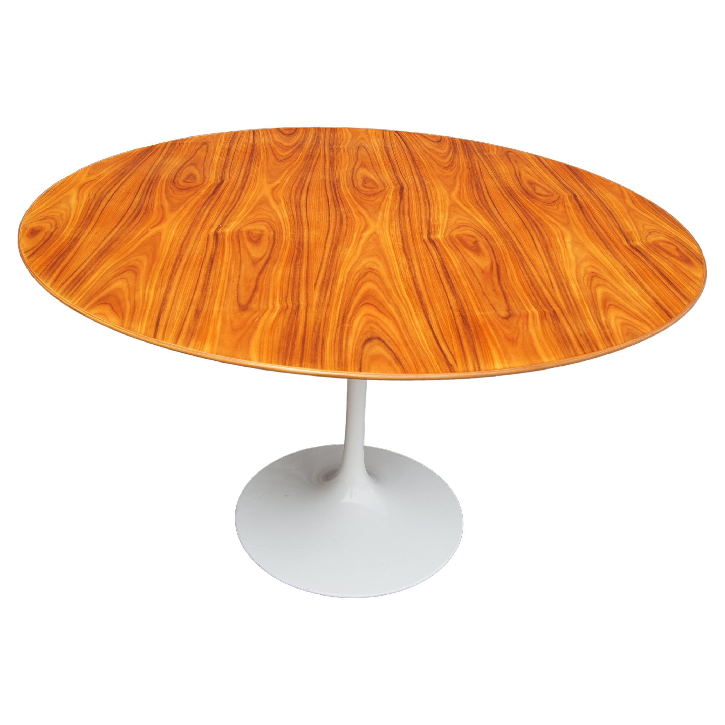 47" Walnut Pedestal Dining Table by Eero Saarinen for Knoll For Sale