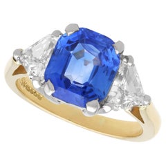 4.70 Carat Ceylon Sapphire 1.34 Carat Diamond, 18k Yellow Gold Trilogy Ring 2004