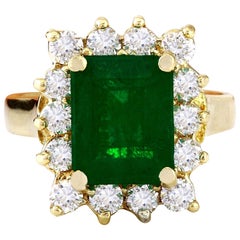 Natural Emerald Diamond Ring in 14 Karat Solid Yellow Gold 